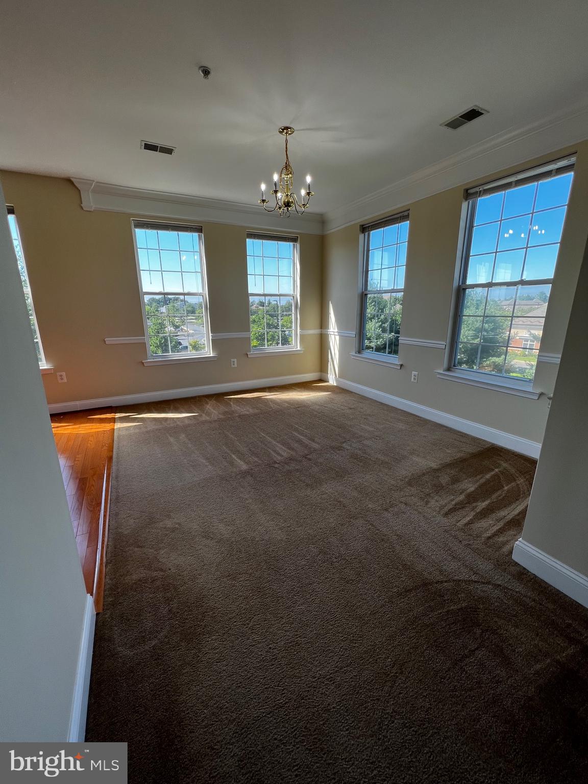 RIVER HILL - Residential Lease