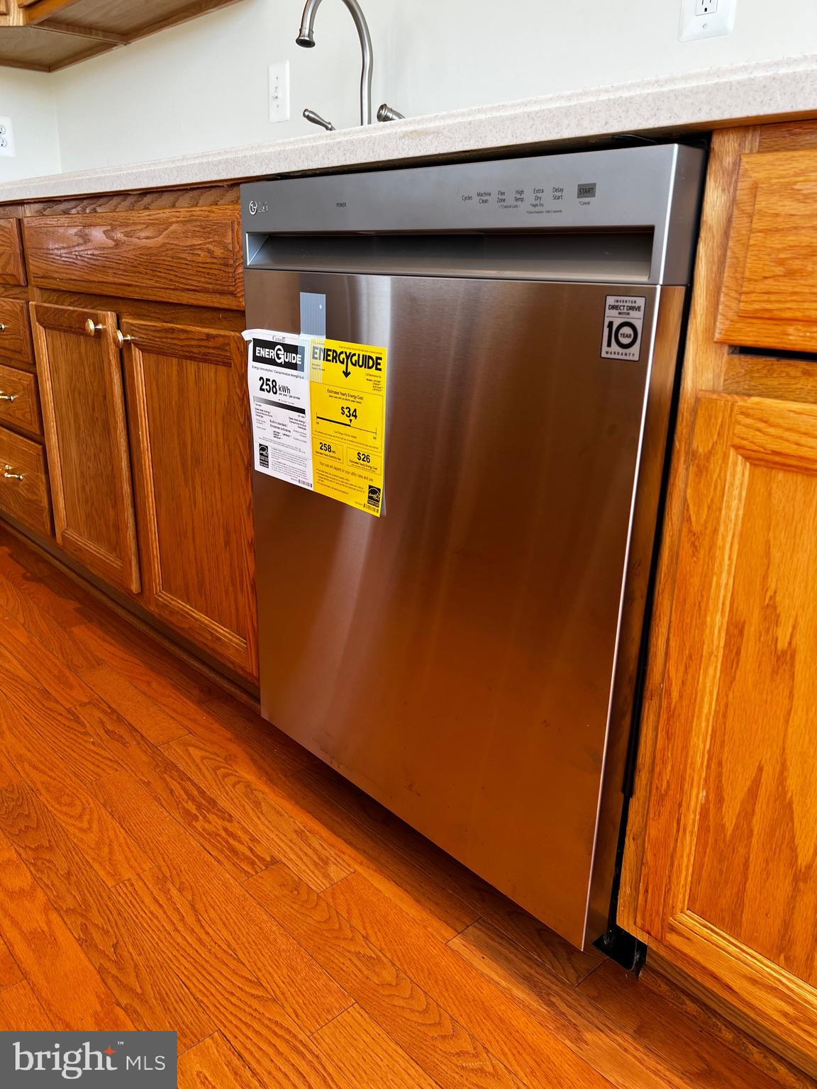 RIVER HILL - Residential Lease