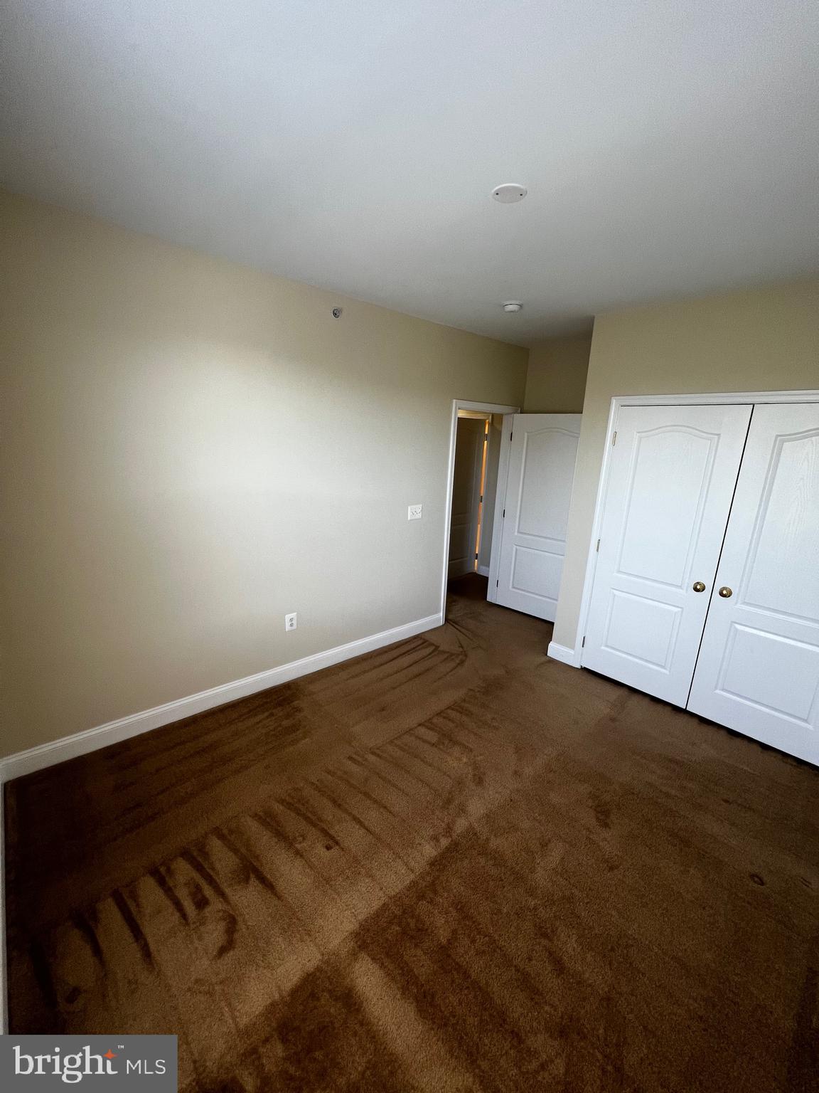 RIVER HILL - Residential Lease