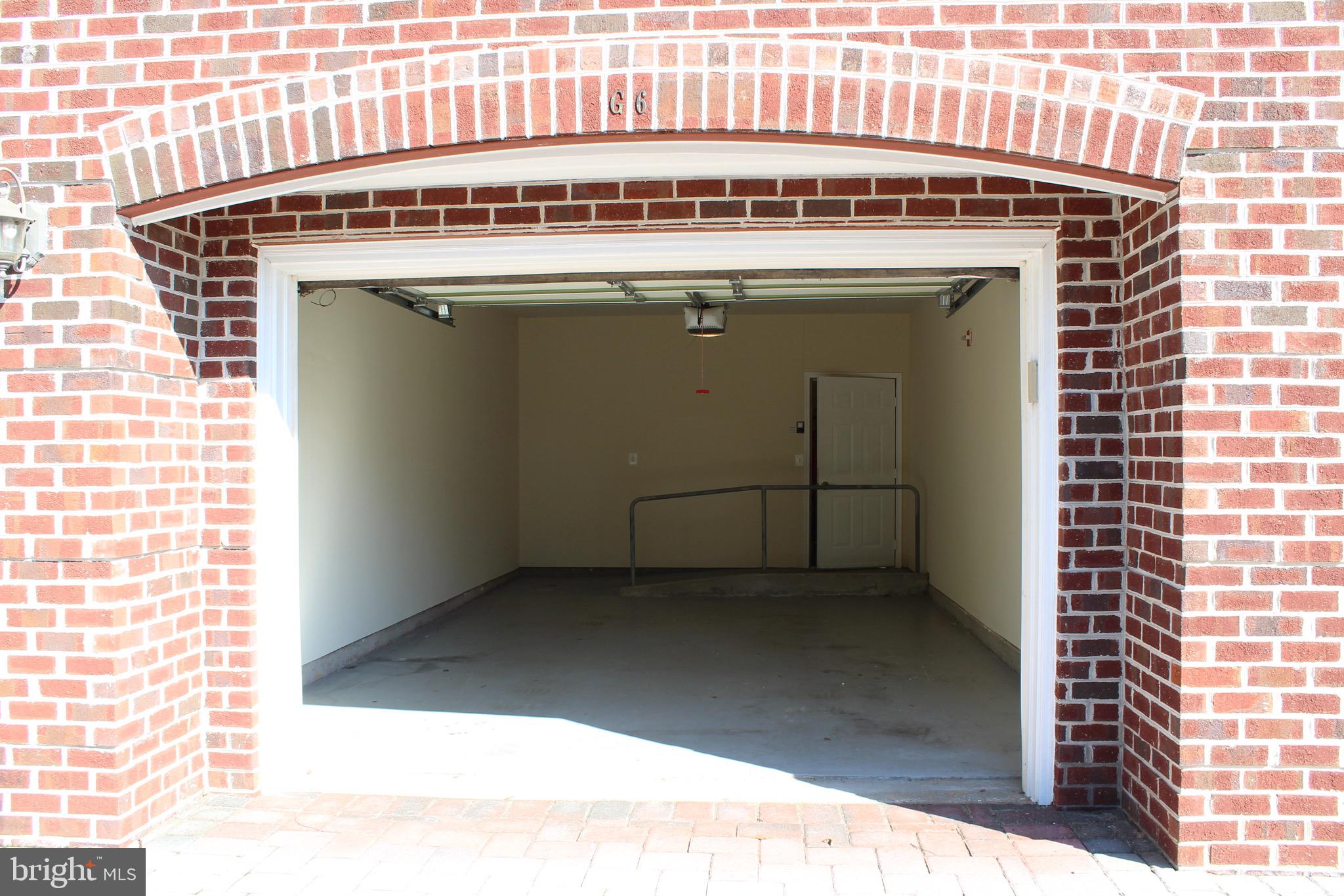 RIVER HILL - Residential Lease