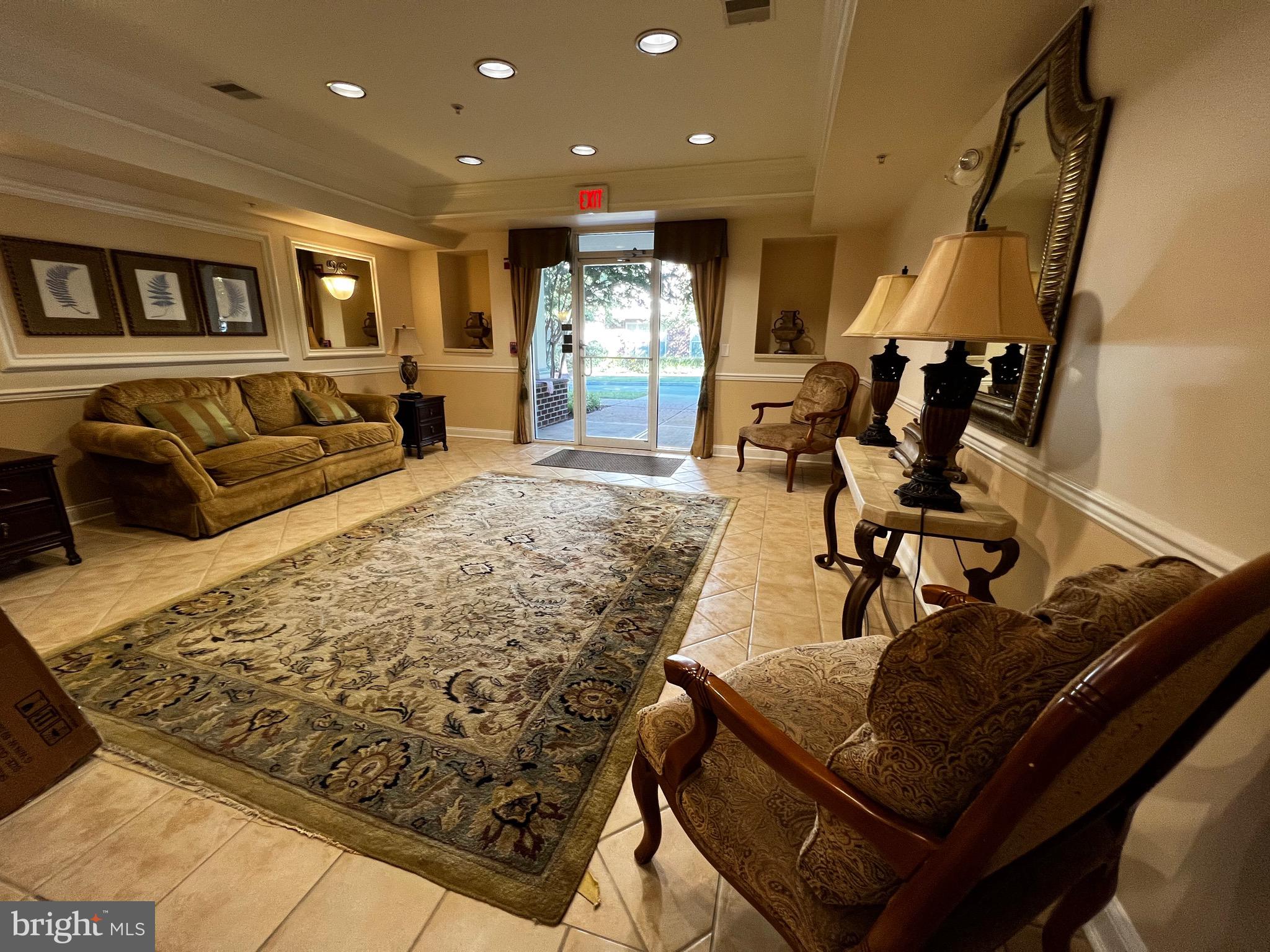 RIVER HILL - Residential Lease