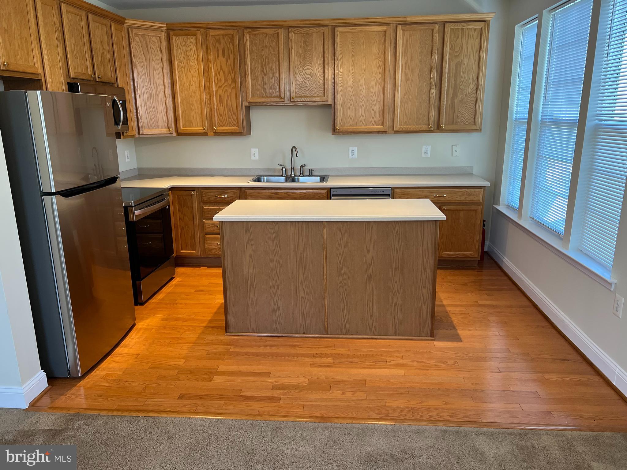 RIVER HILL - Residential Lease