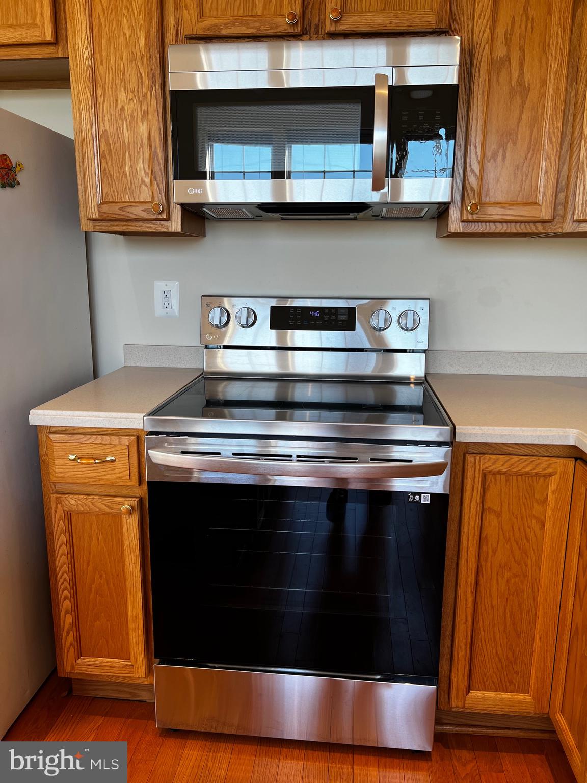 RIVER HILL - Residential Lease