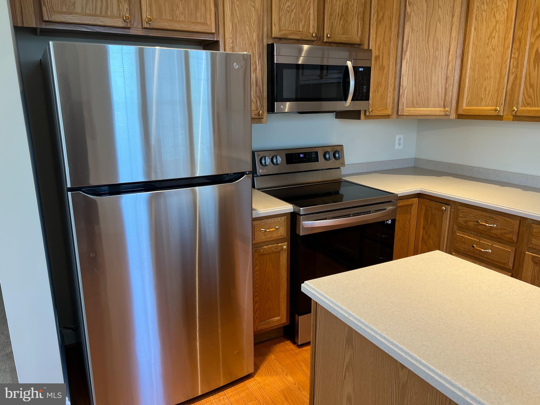 RIVER HILL - Residential Lease