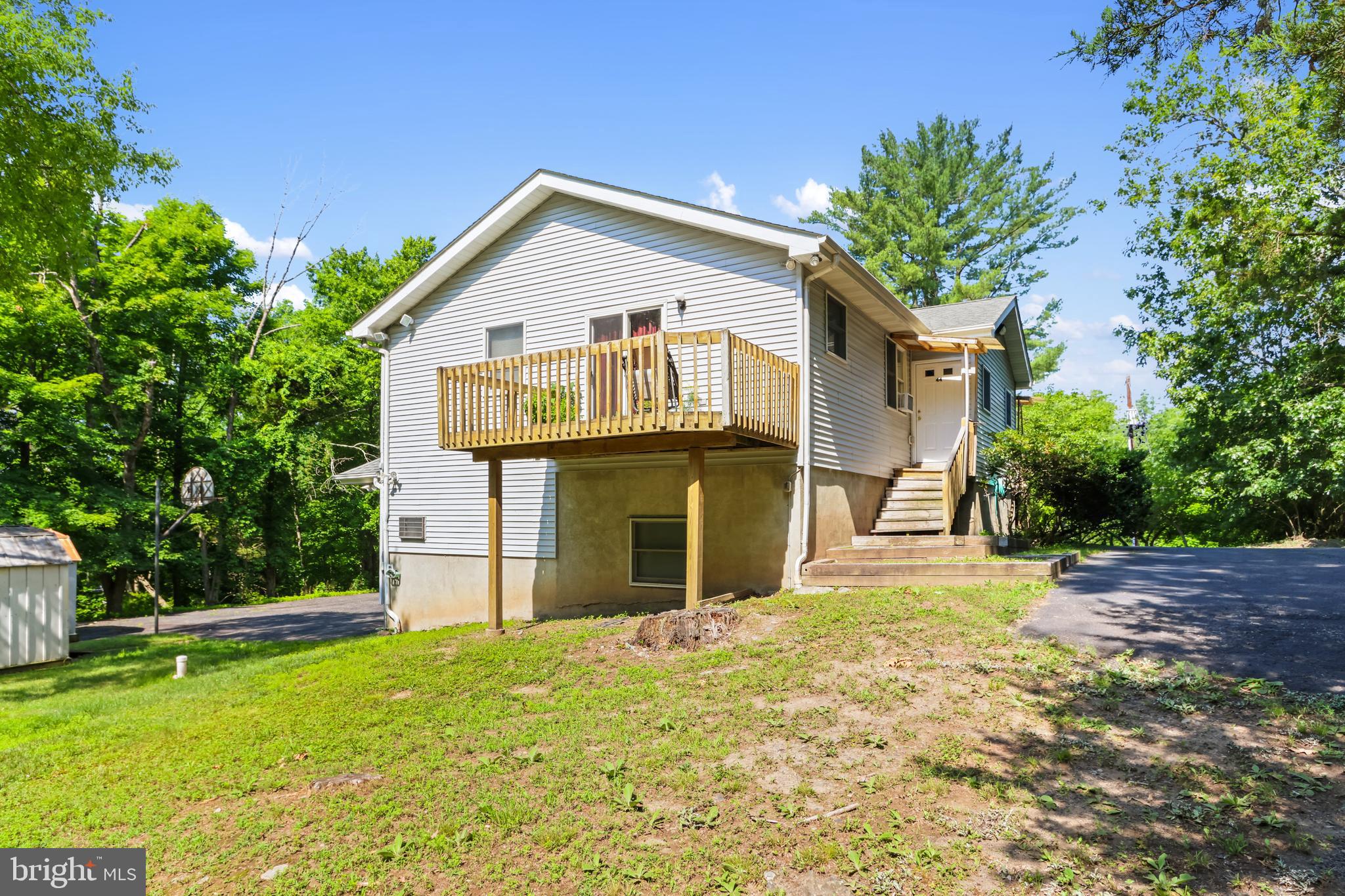 40 BRUSHY MOUNTAIN ROAD