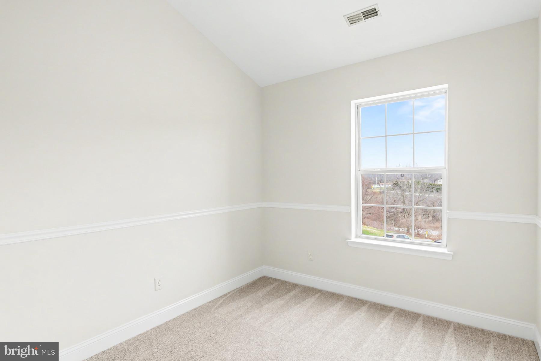 IVY RIDGE - Residential