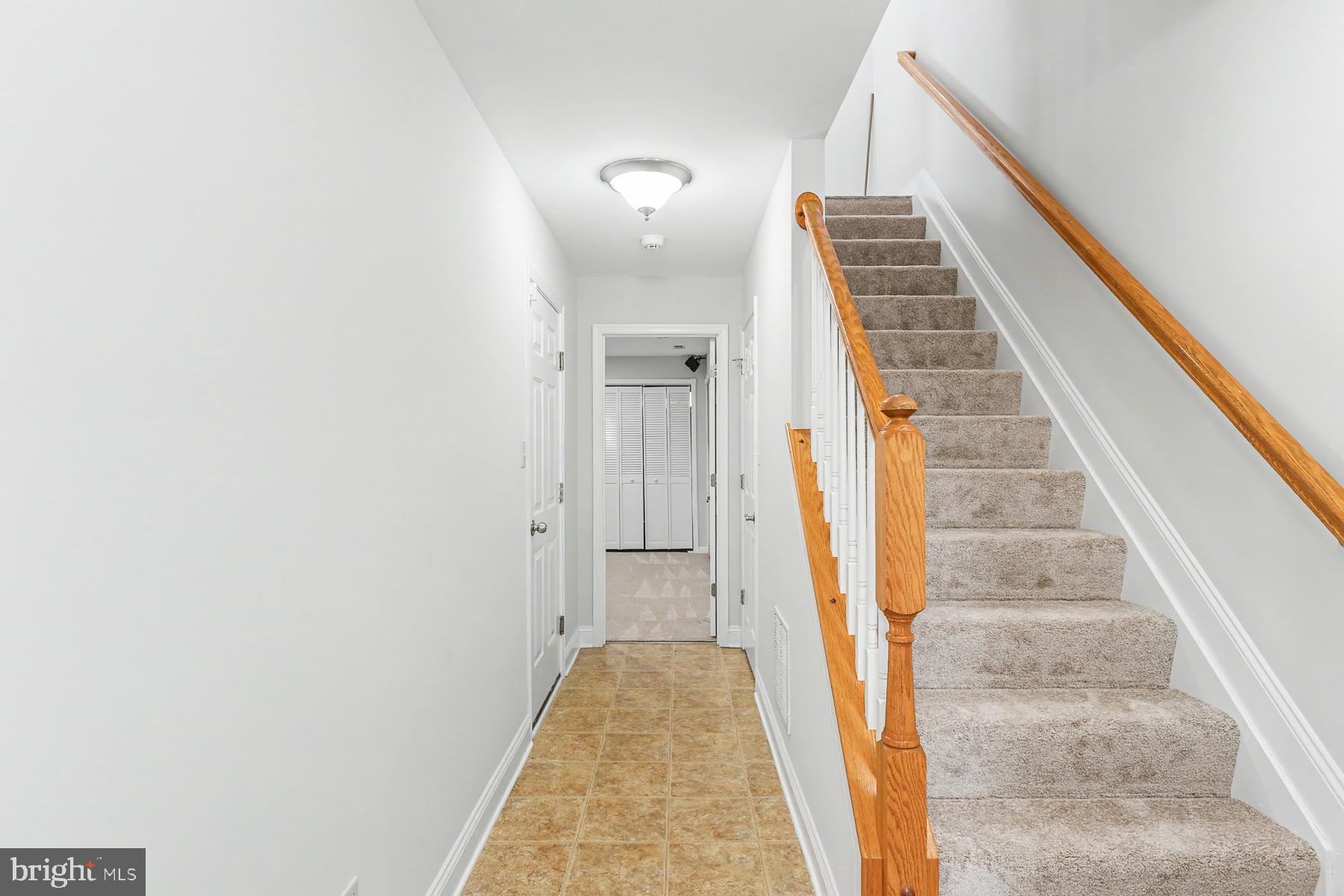 353 W CHESTNUT STREET 16