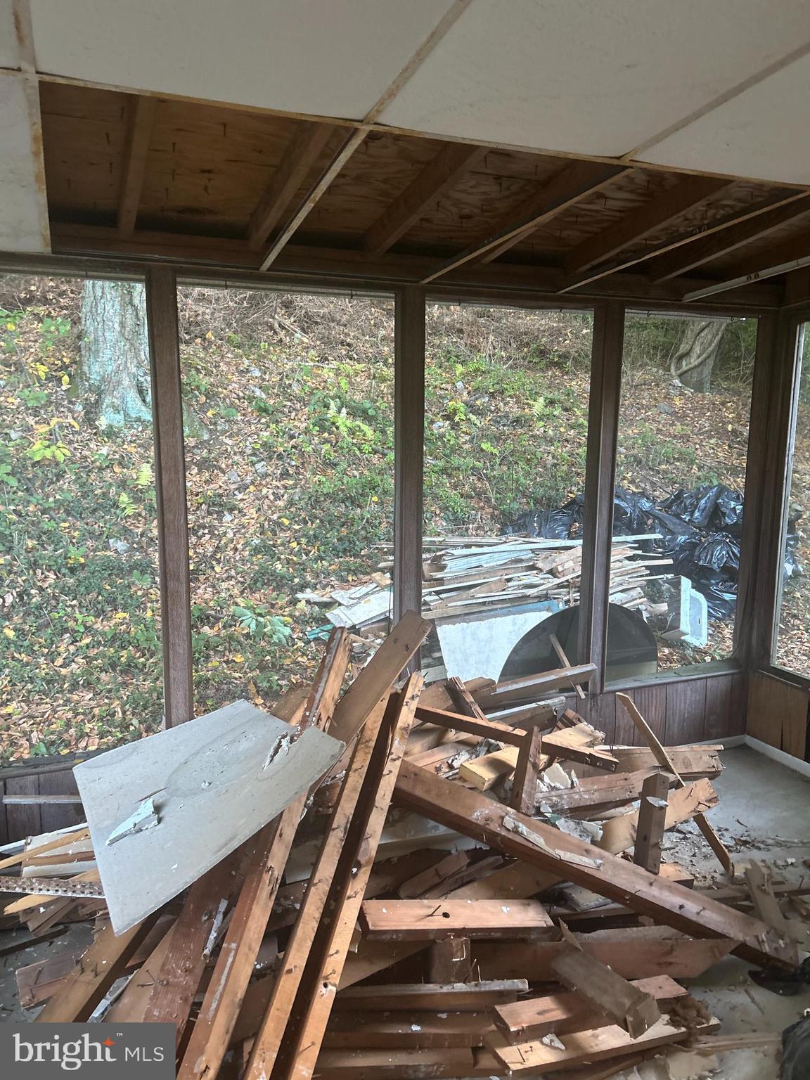 2638 FAIRVIEW AVENUE