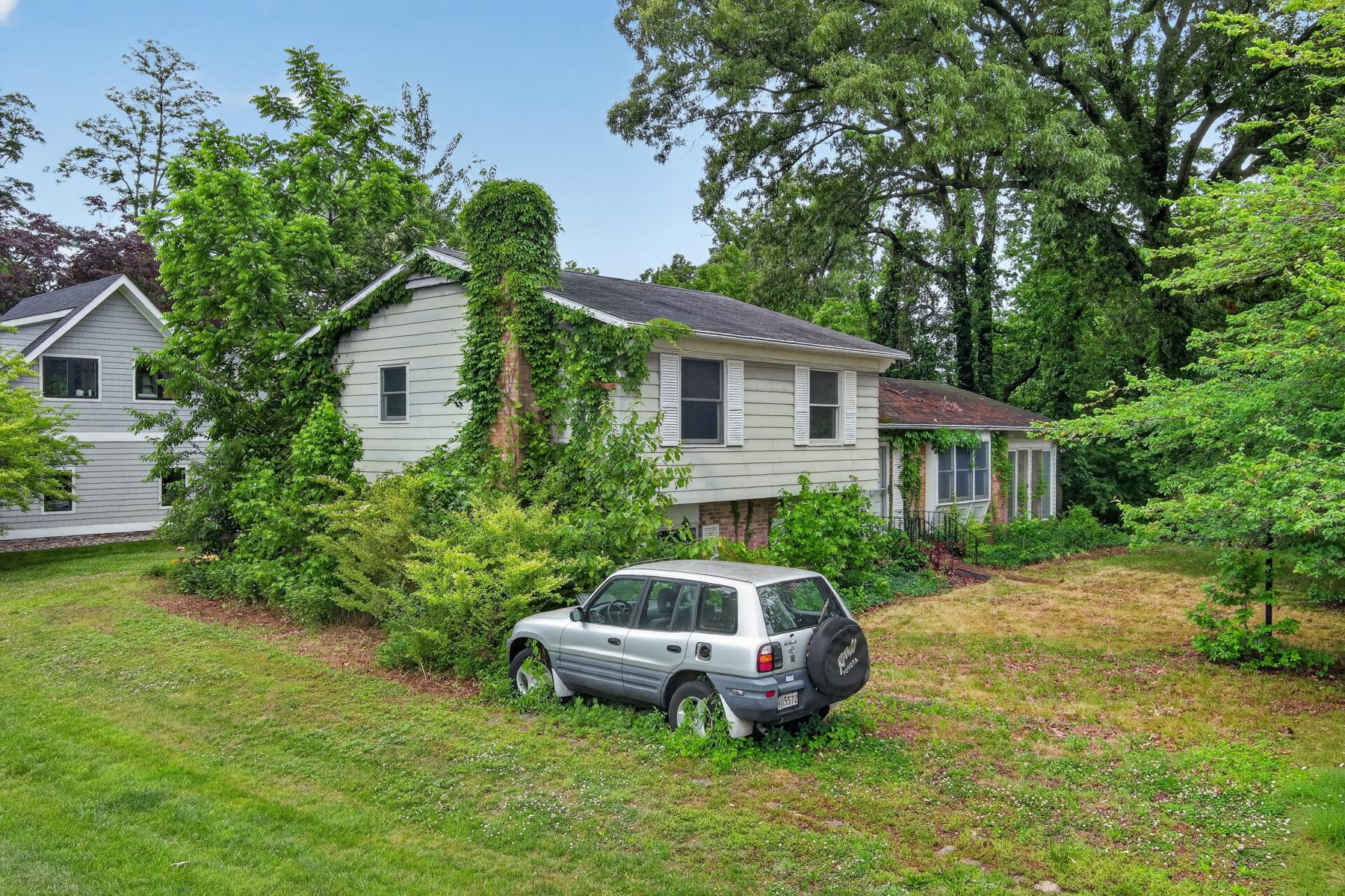 54 DECATUR AVENUE