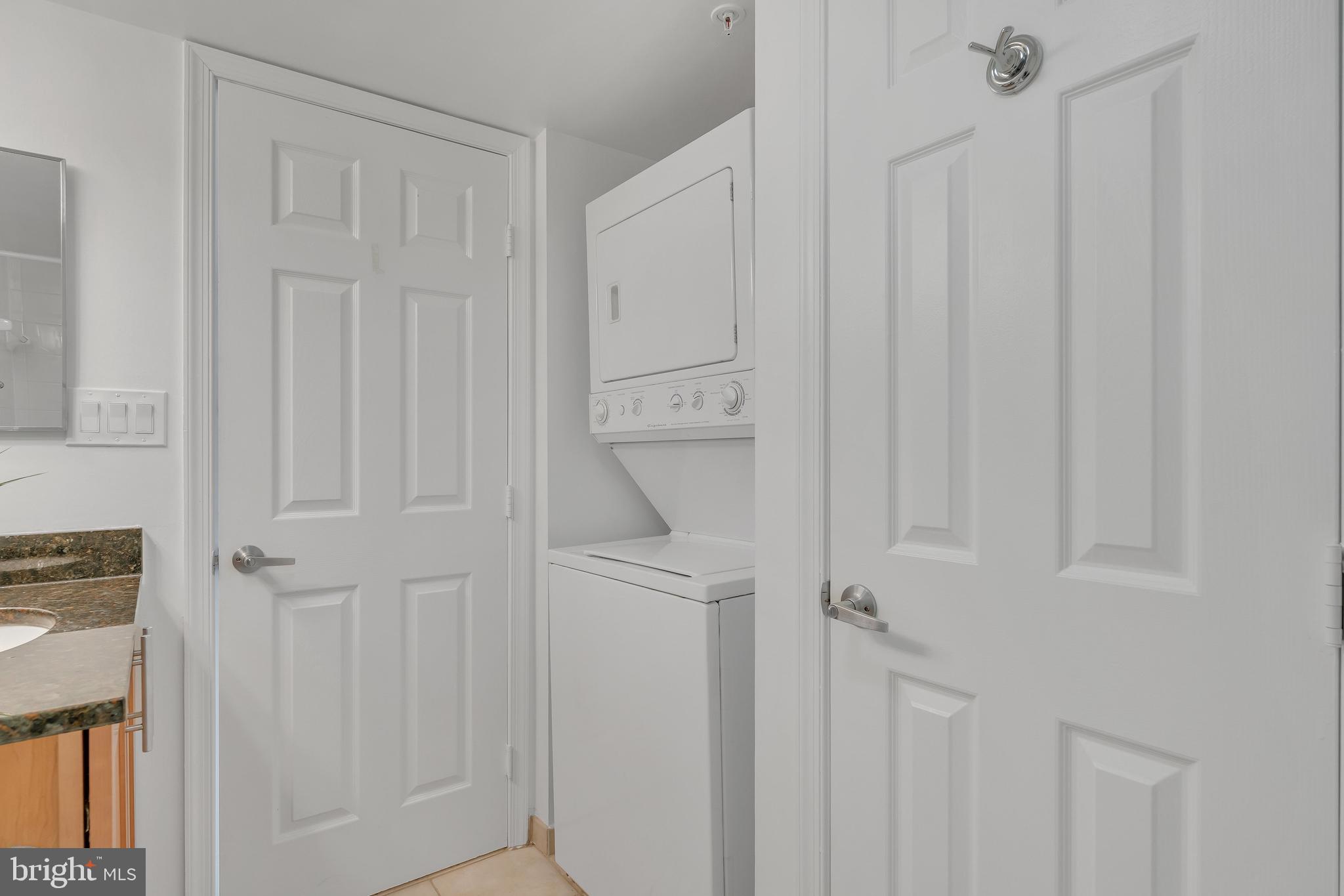 CLEVELAND PARK - Residential