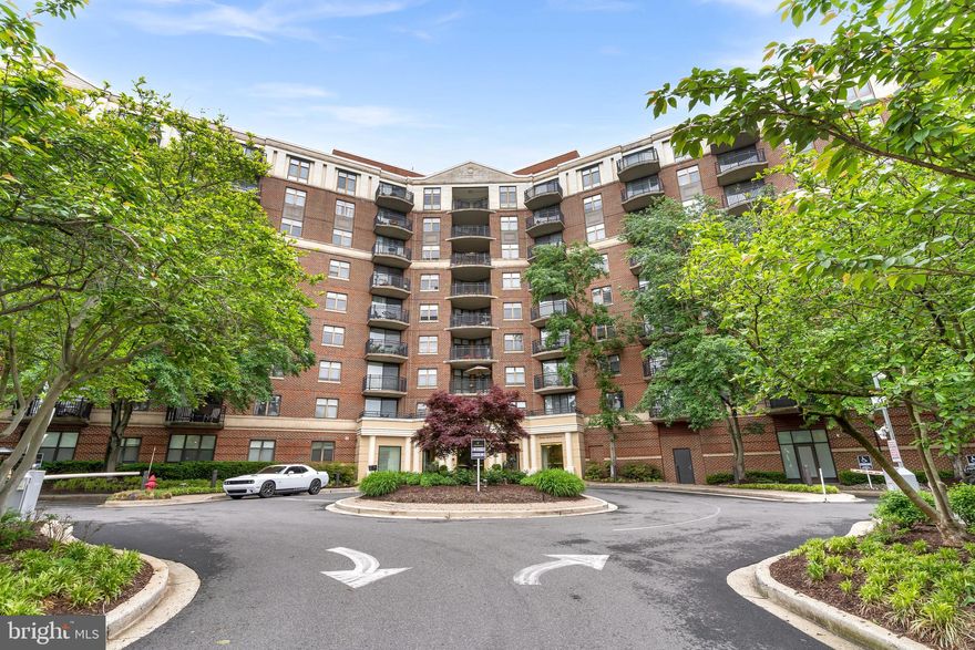 A luxurious, bright, charming 1 BR 1 BA condo with Indoor Garage Parking.   Open-Floor plan, spacious Living room / Dining room.   This unit faces  McLean Gardens, not Wisconsin Ave.   New Paint and Brand New modern Floors all throughout, installed in October 2024.   
Located in sought-after, dog friendly, walk-able, bike-able Vaughan Place in Cleveland Park.   Sliding Door opens to Balcony offering a panoramic view.      Gourmet Kitchen with SS appliances, granite counters and timeless cabinetry.       Beautiful landscaping, tree-lined walking paths all around the community.  A well maintained bldg with recent numerous renovations,  a 24/7 concierge, on-site management, and a secure building entry.   Enjoy the Outdoor Pool & the well equipped Fitness center.   Located next to  Cathedral Commons with great amenities - Giant, Blue Mercury, Starbucks, 2 Amys, Barcelona, Cactus Cantina and other upscale restaurants. More shops, Zengo Cycle, yoga studio, banks. City living in quiet and green residential area.