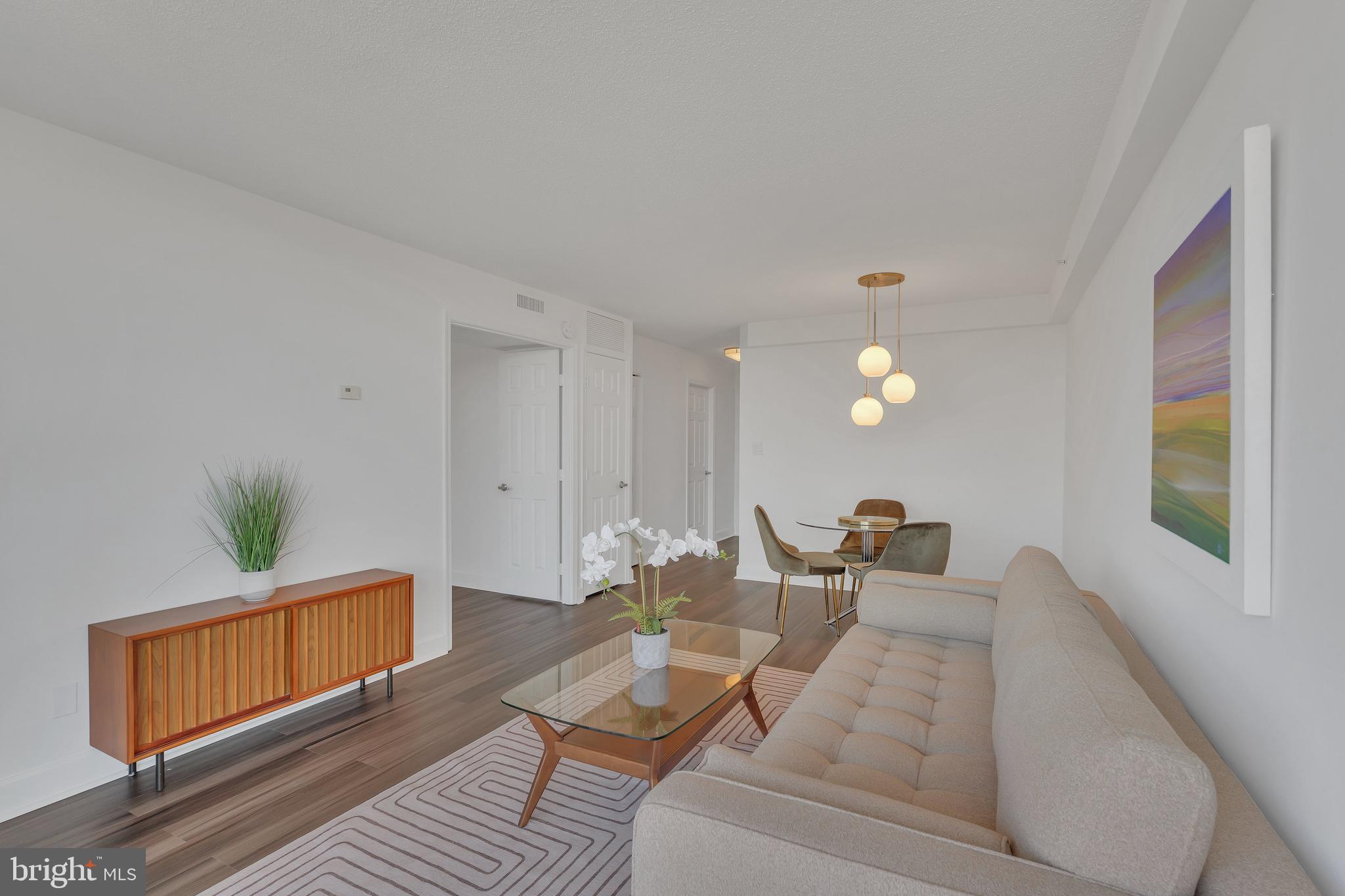 CLEVELAND PARK - Residential