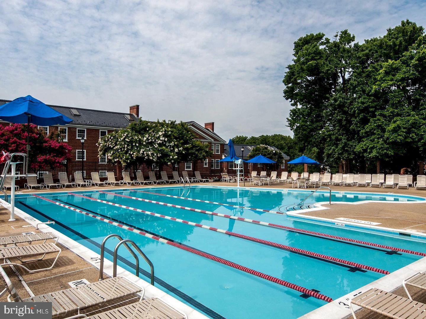 CLEVELAND PARK - Residential