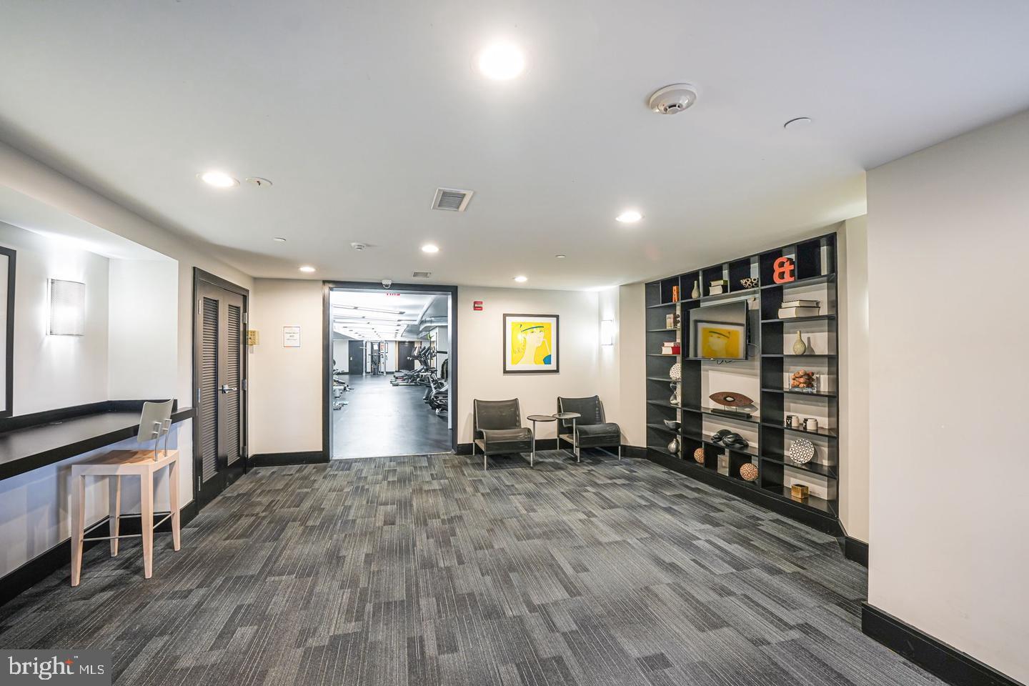 CLEVELAND PARK - Residential