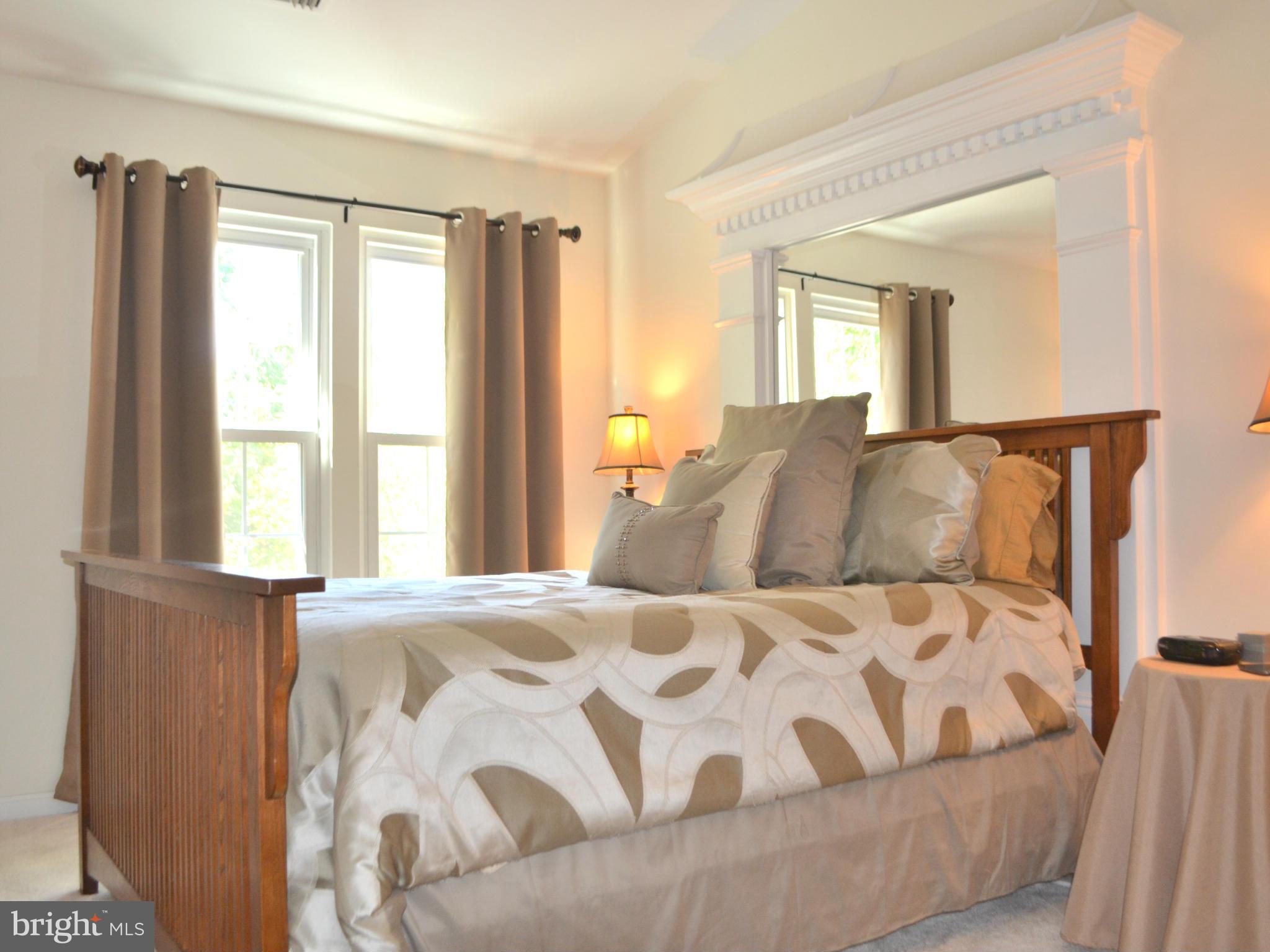 TURNBERRY VILLAGE - Residential Lease