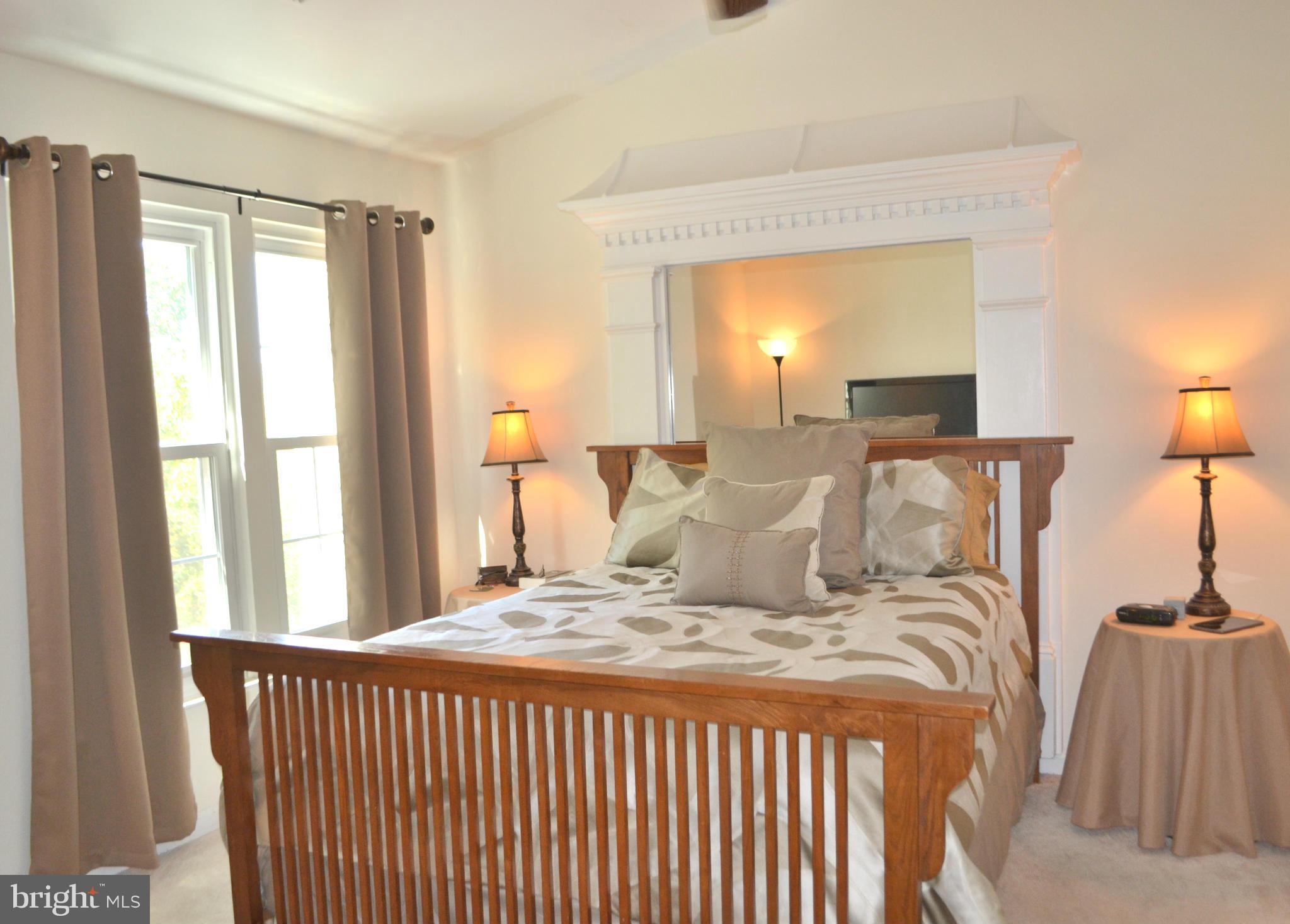 TURNBERRY VILLAGE - Residential Lease