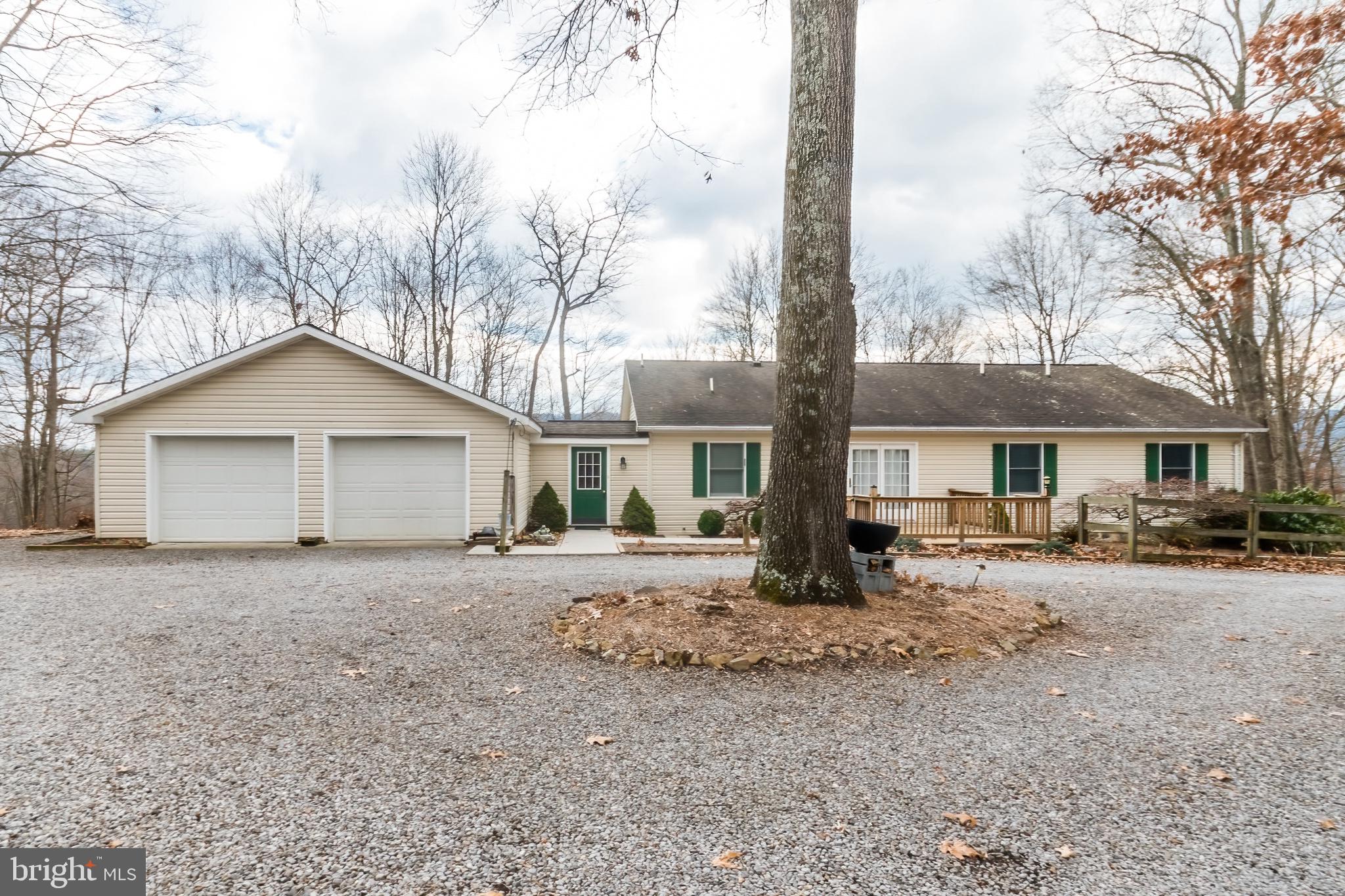 HILLCREST - Residential