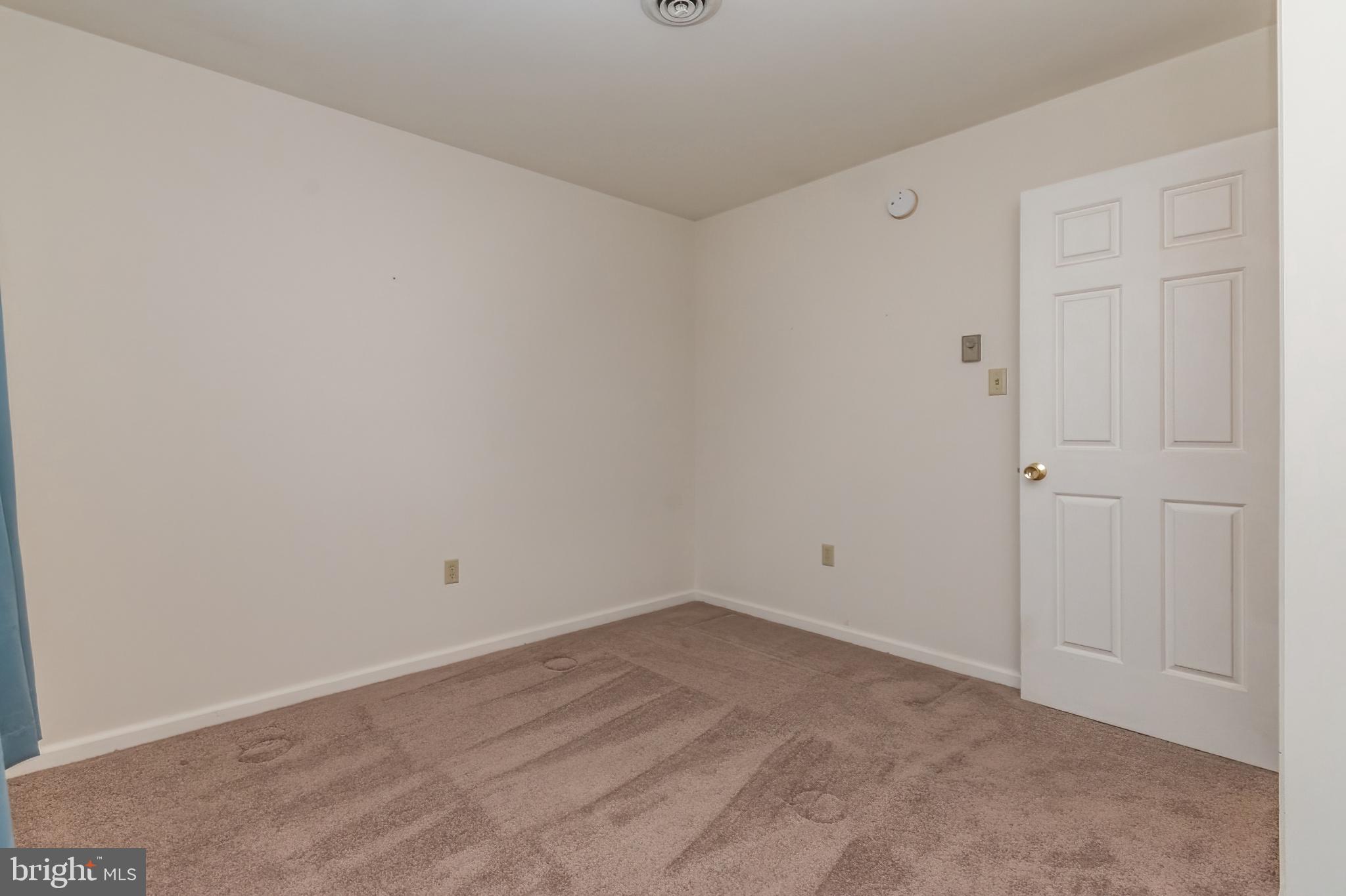 HILLCREST - Residential