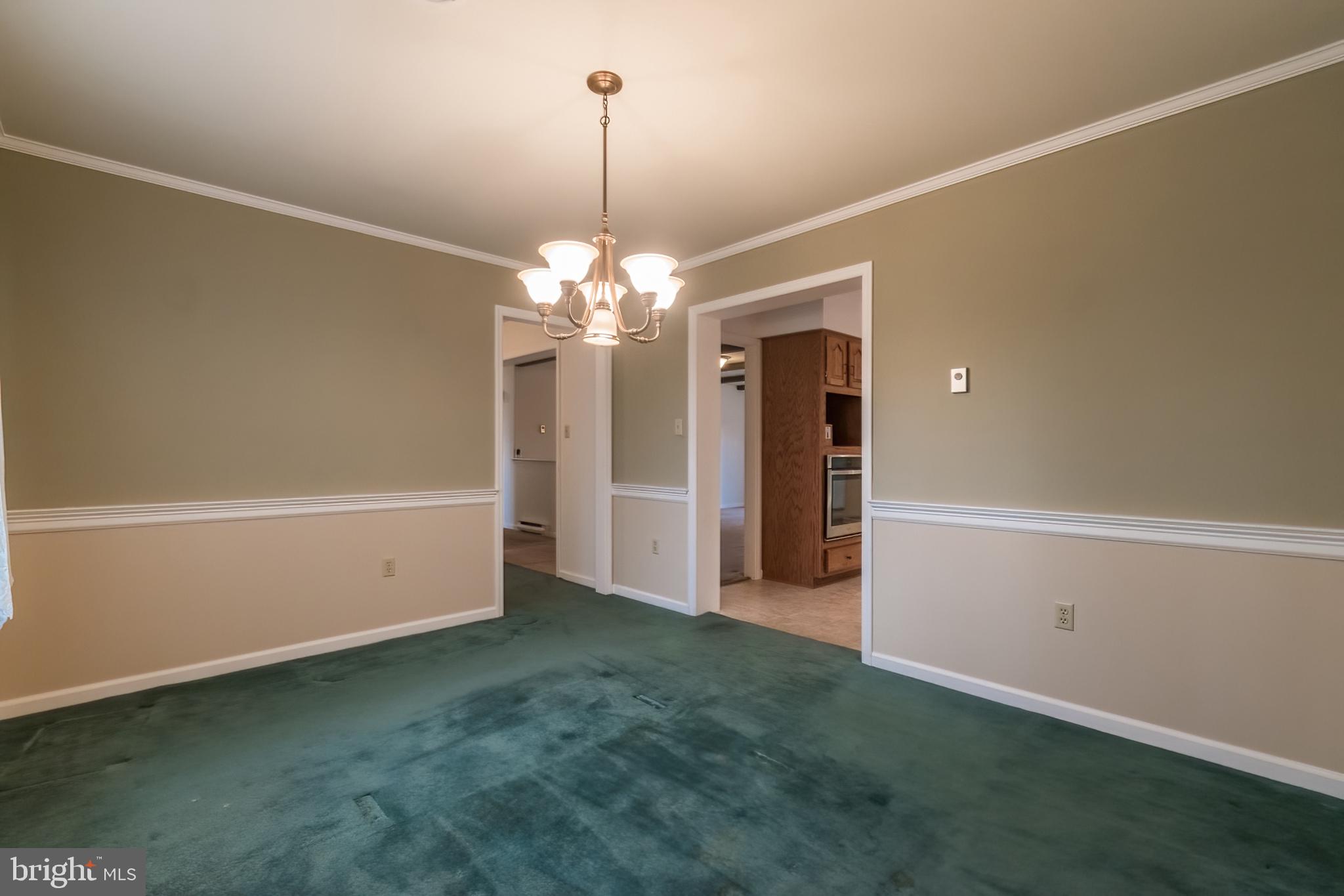 HILLCREST - Residential