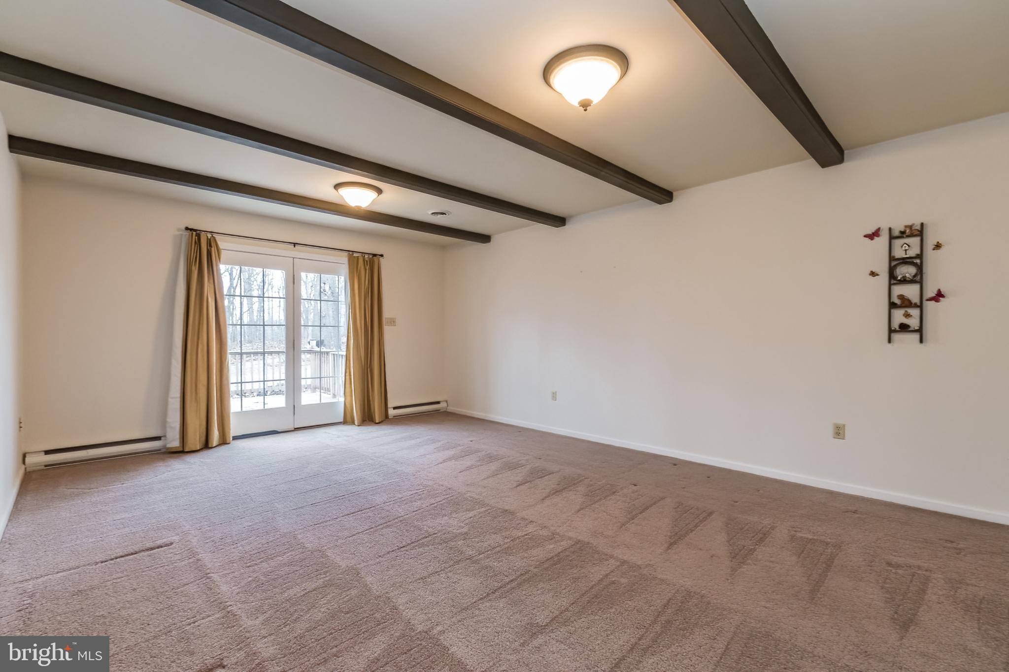 HILLCREST - Residential