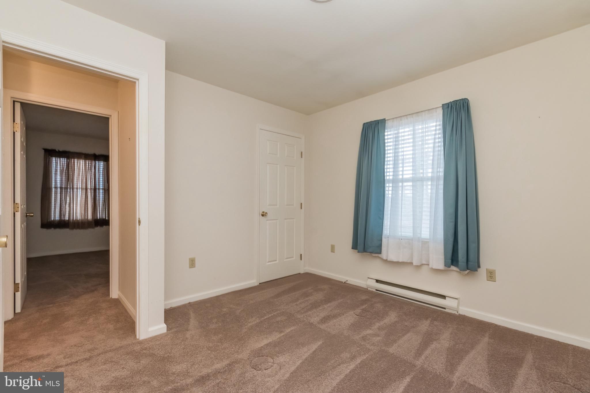 HILLCREST - Residential