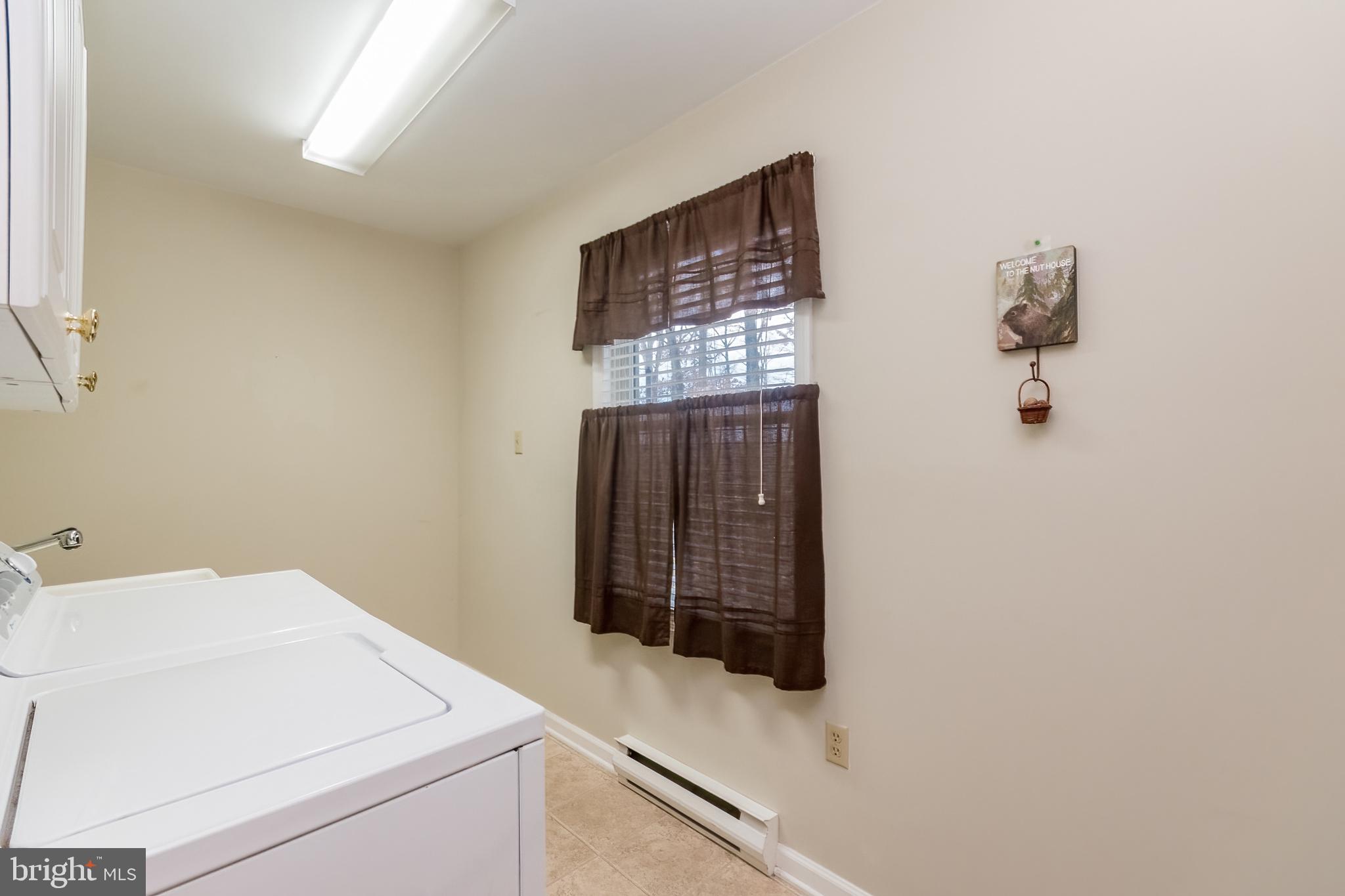 HILLCREST - Residential