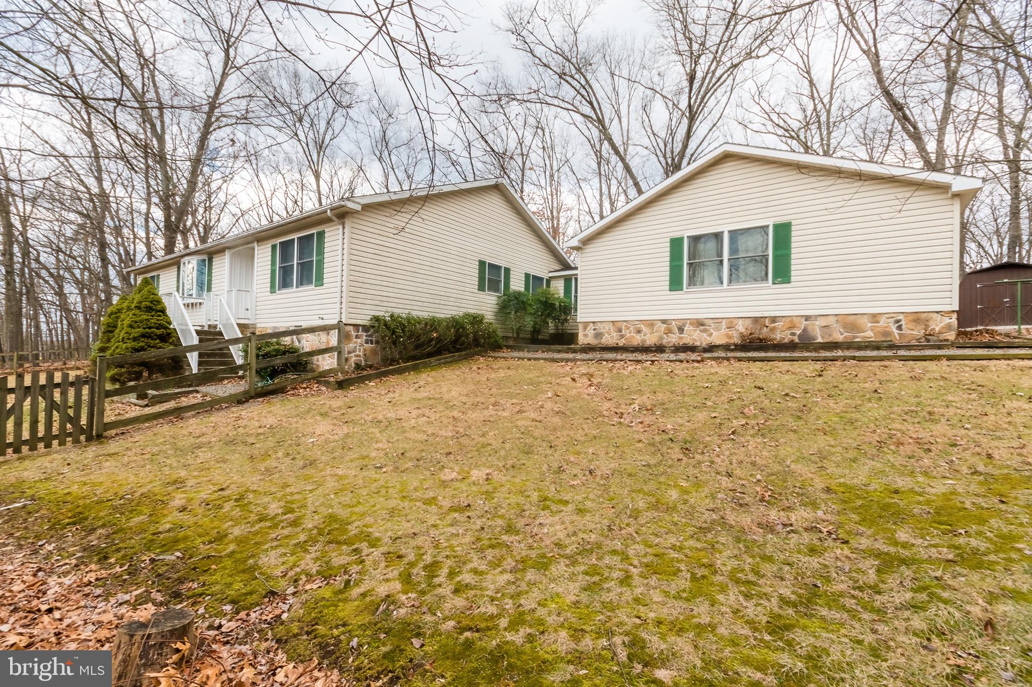 HILLCREST - Residential