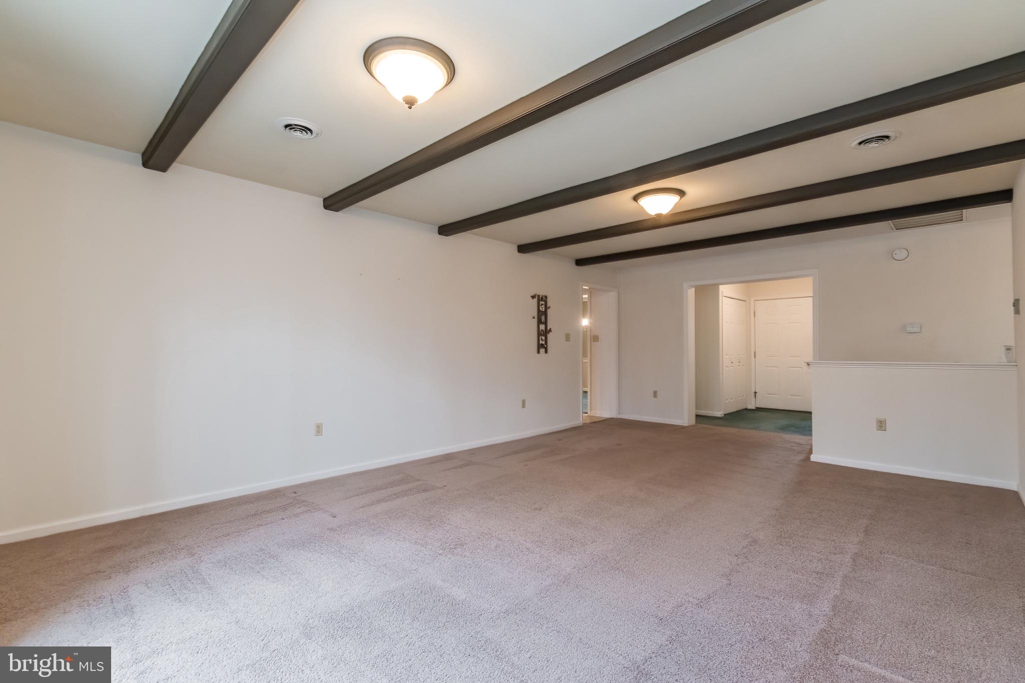 HILLCREST - Residential