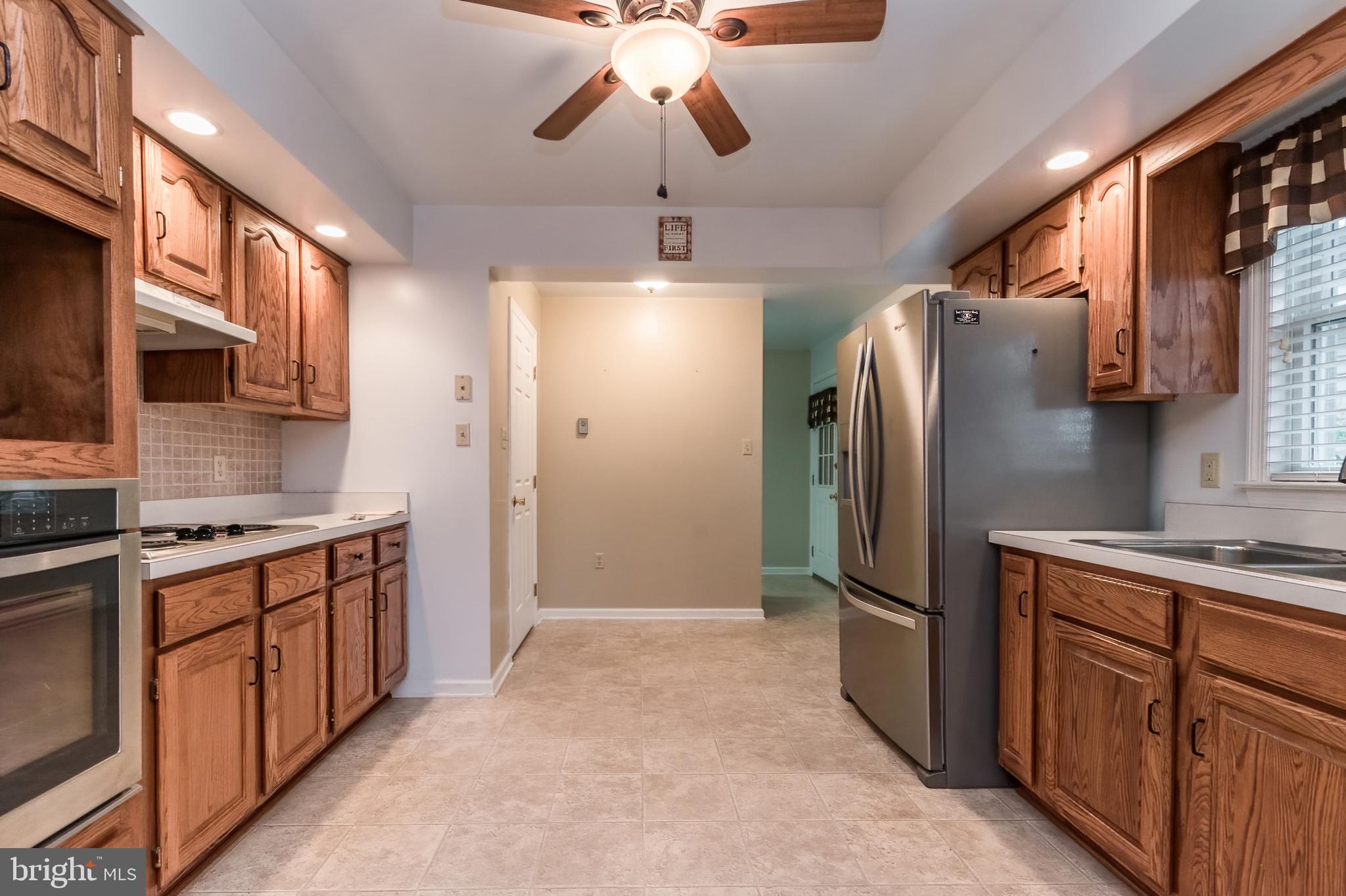 HILLCREST - Residential