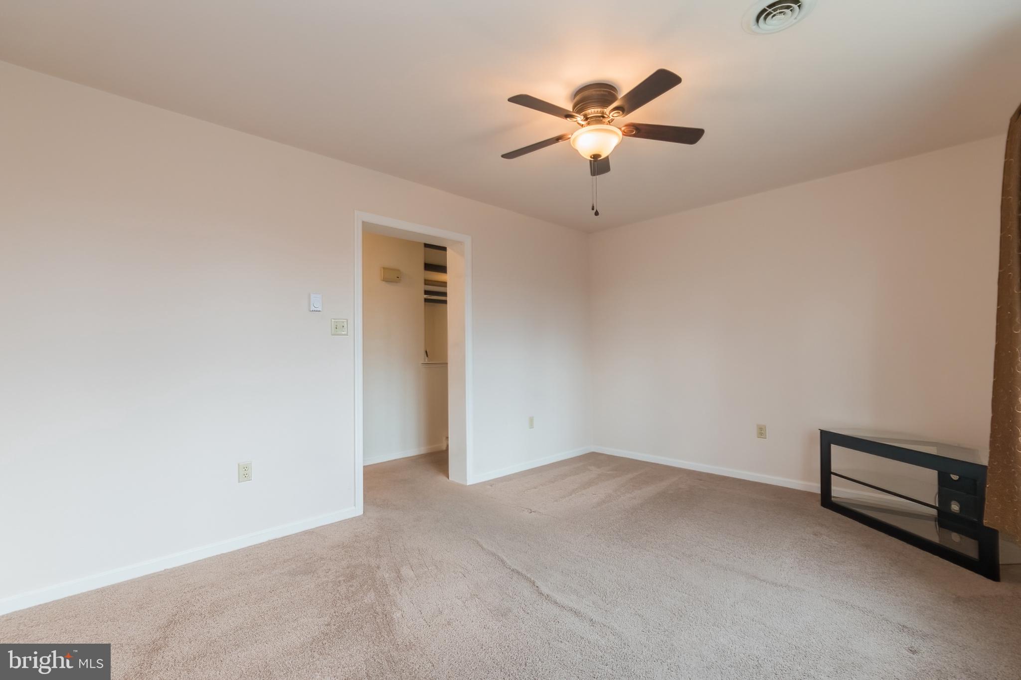 HILLCREST - Residential