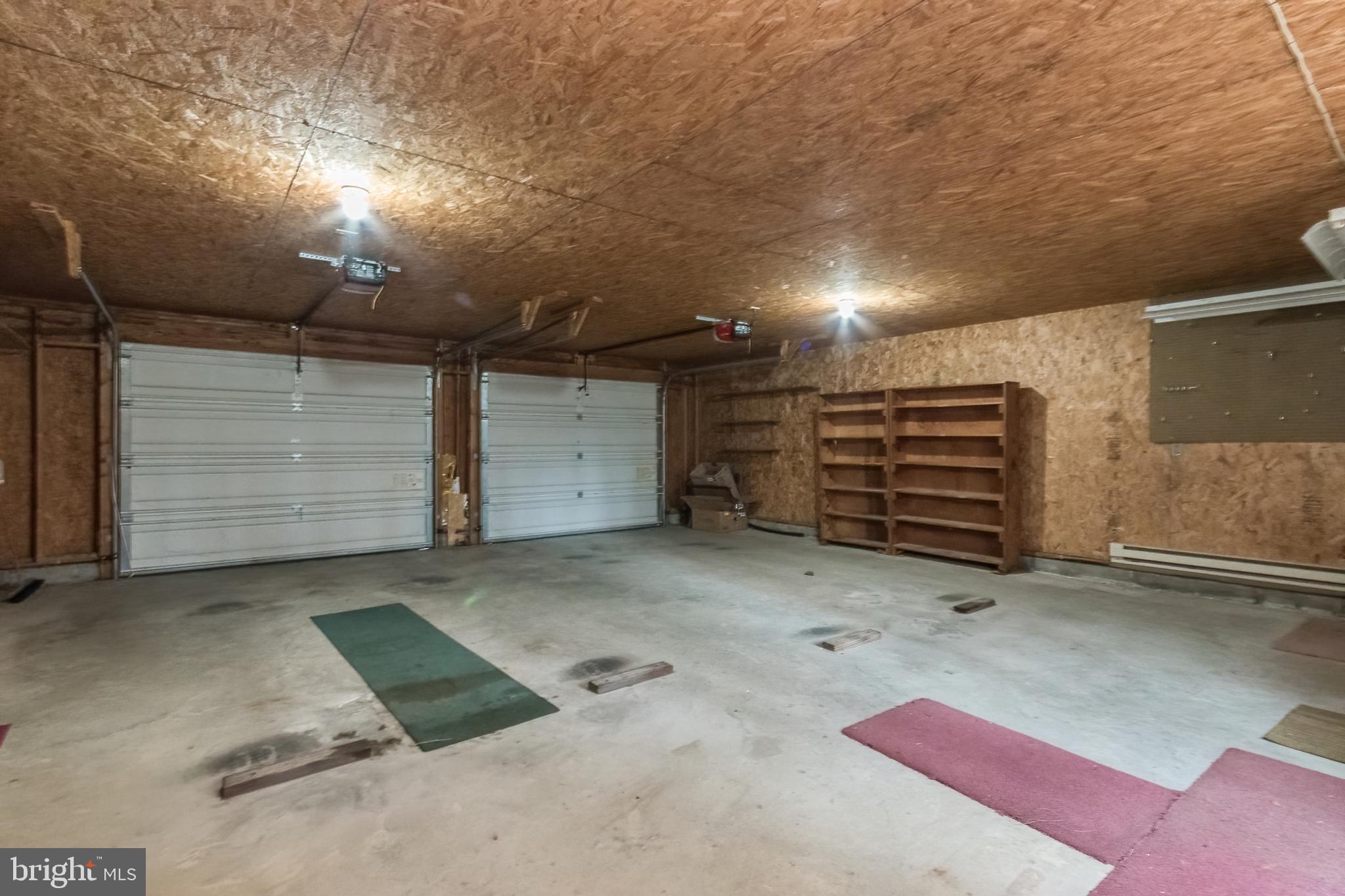 HILLCREST - Residential