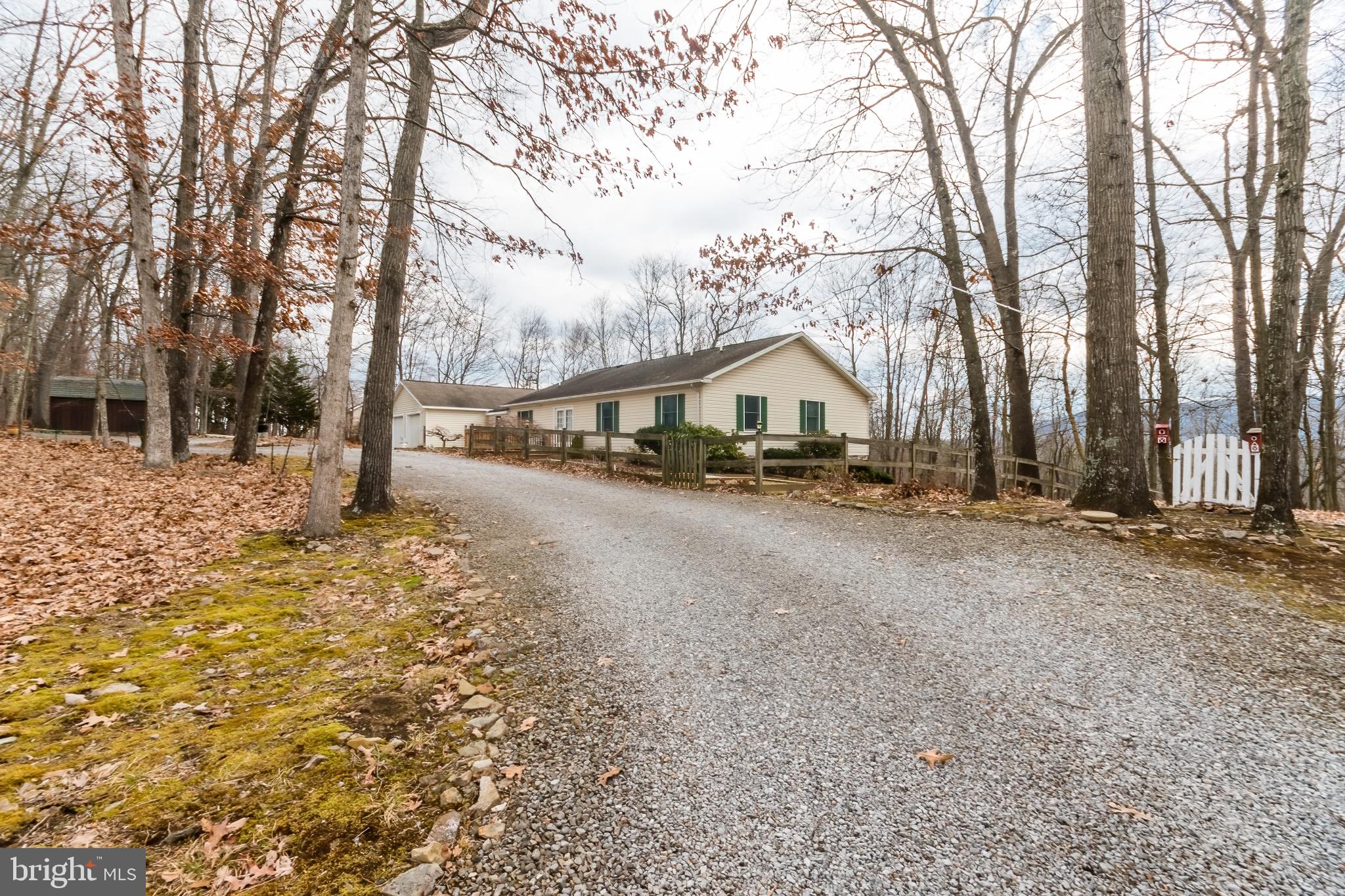 HILLCREST - Residential