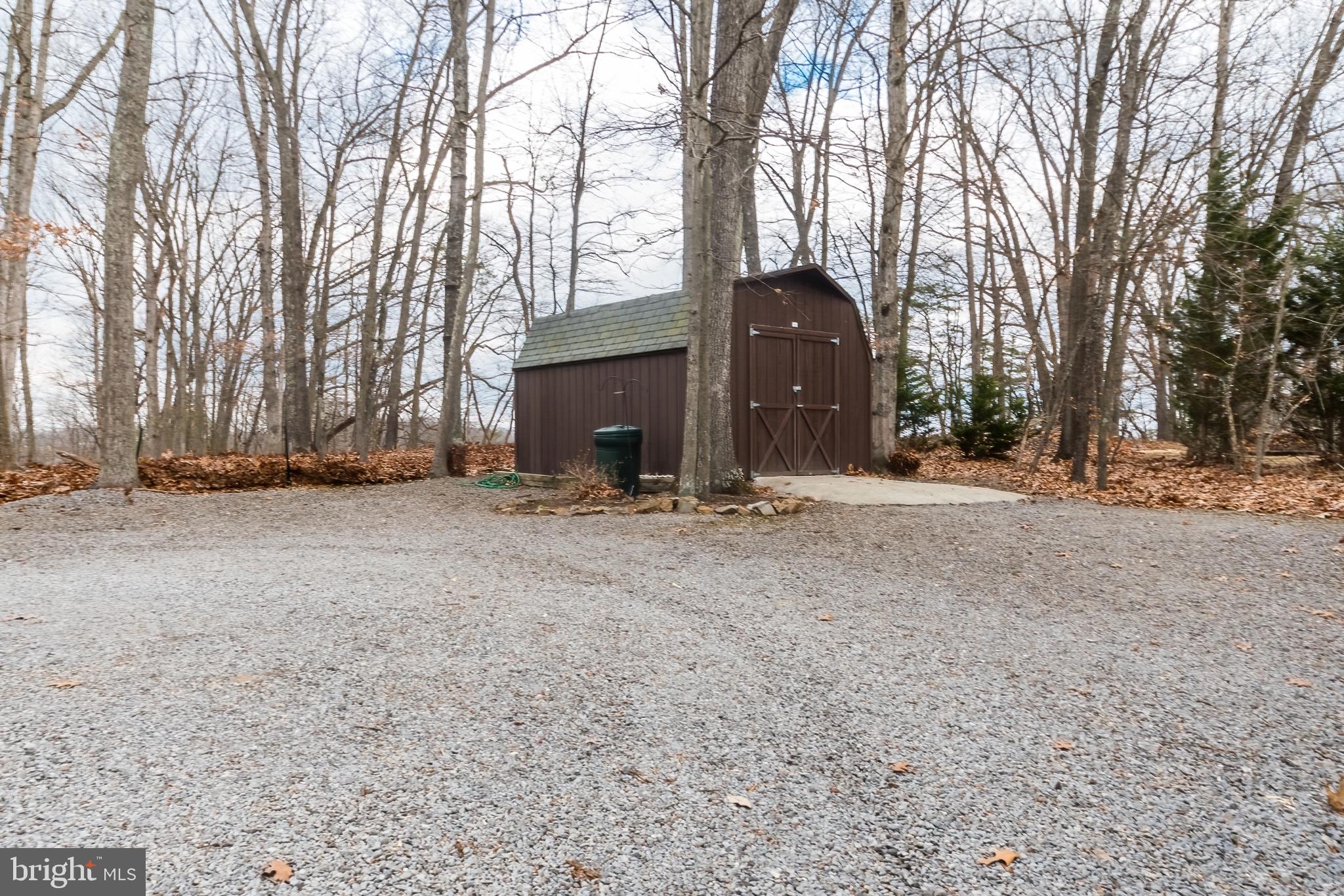 HILLCREST - Residential