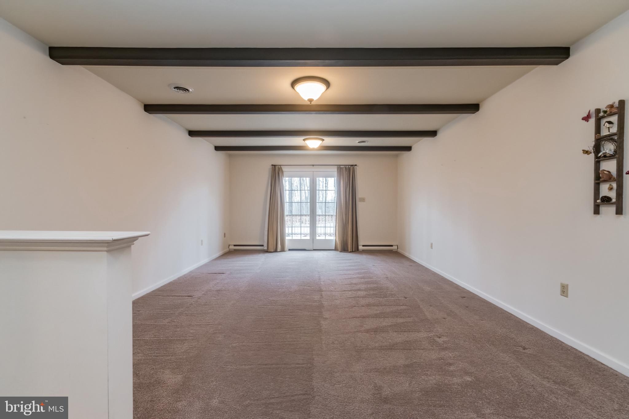 HILLCREST - Residential