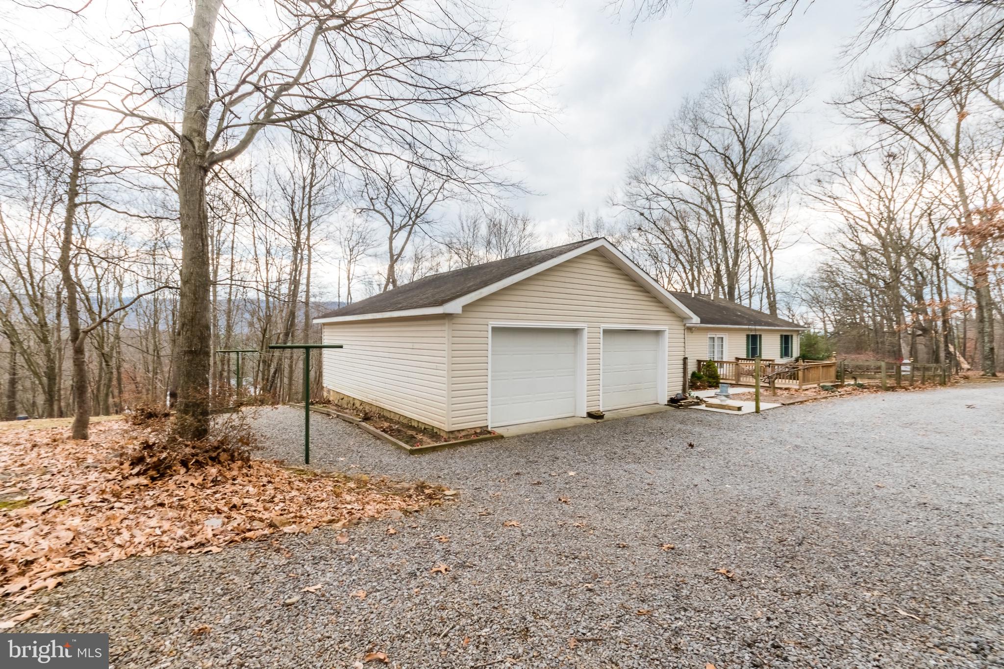 HILLCREST - Residential