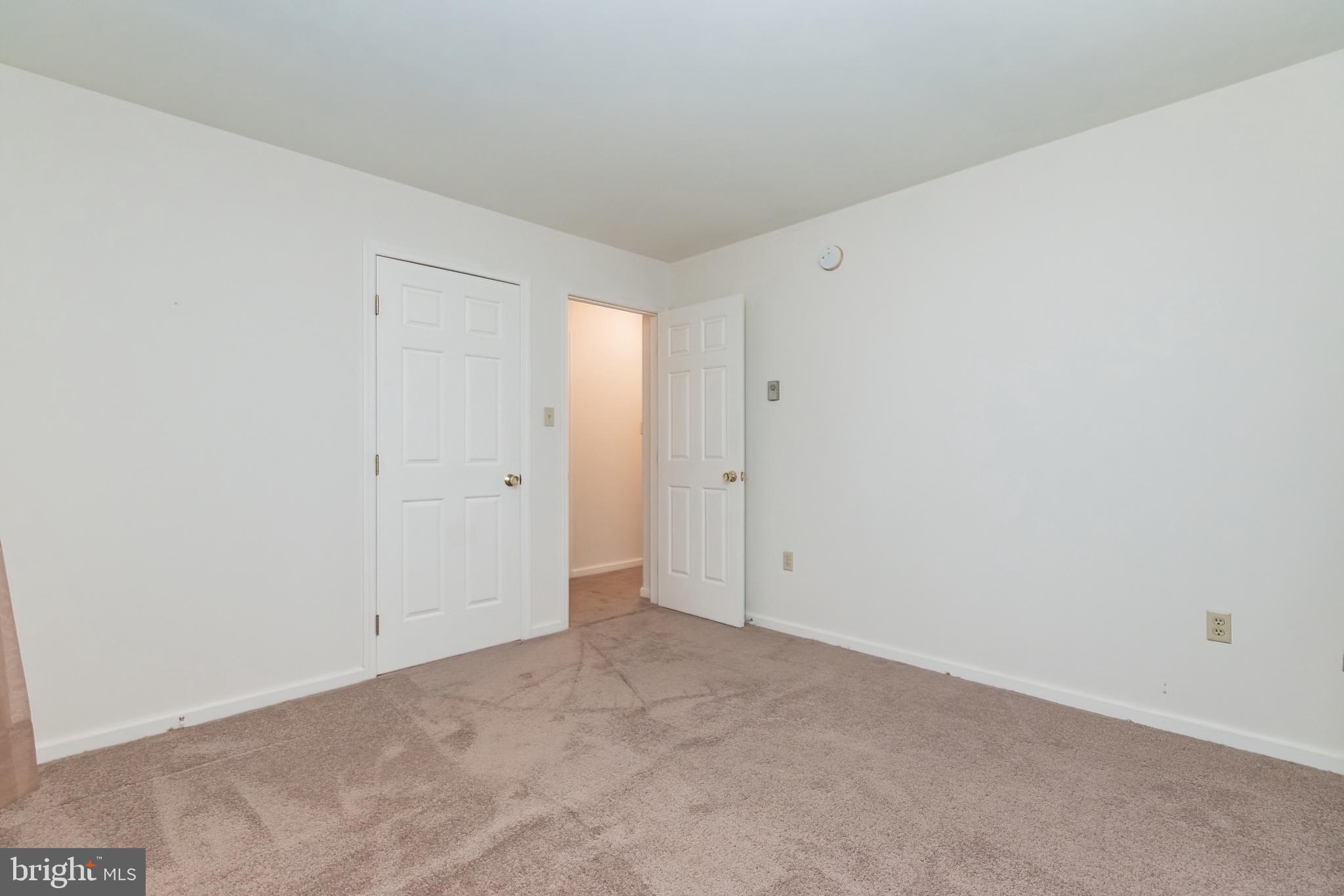 HILLCREST - Residential