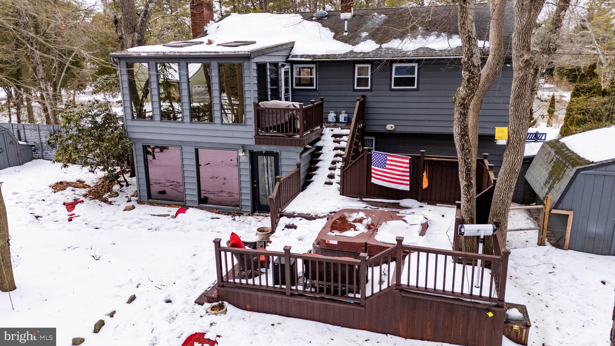 LAKE PINE - Residential