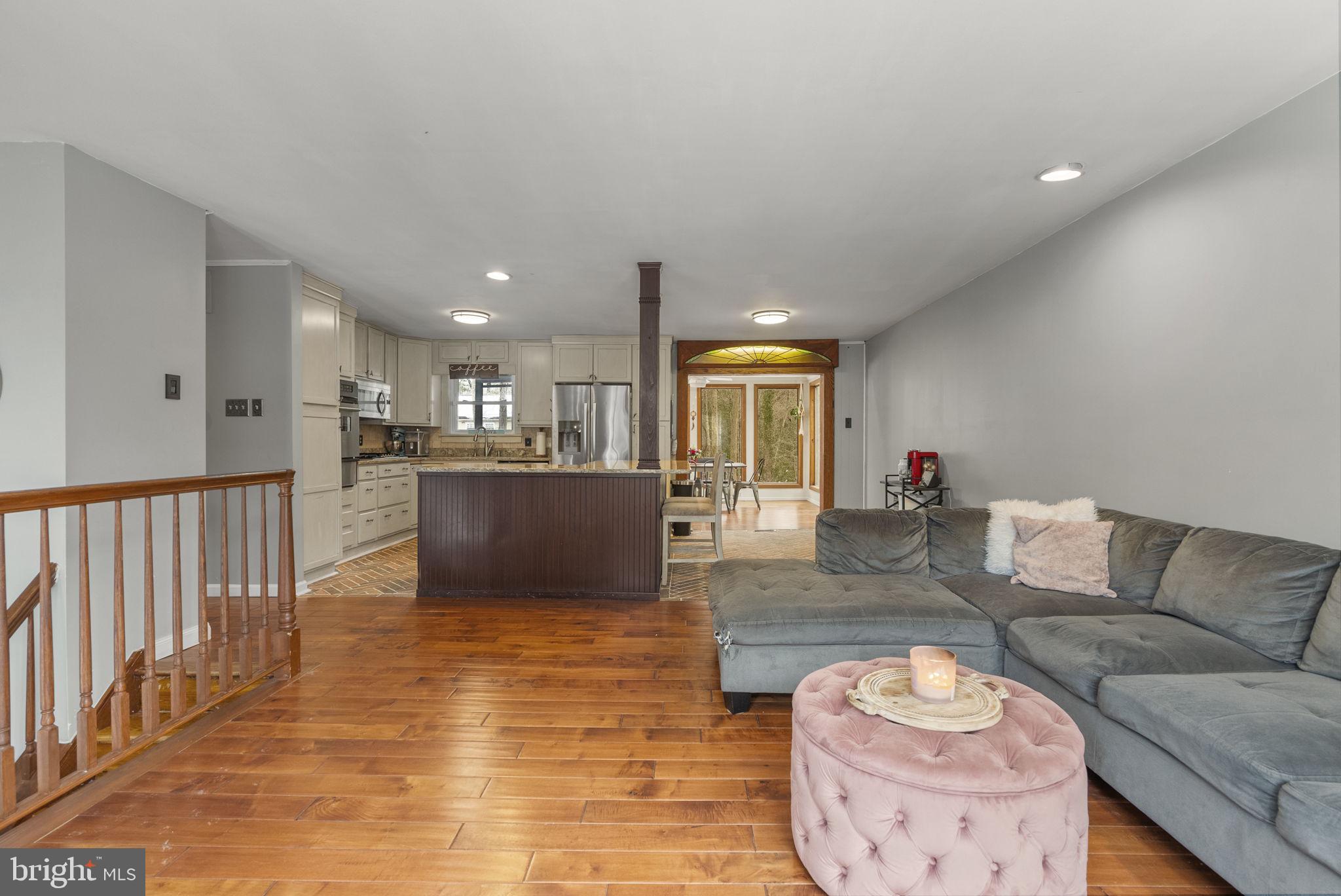 LAKE PINE - Residential