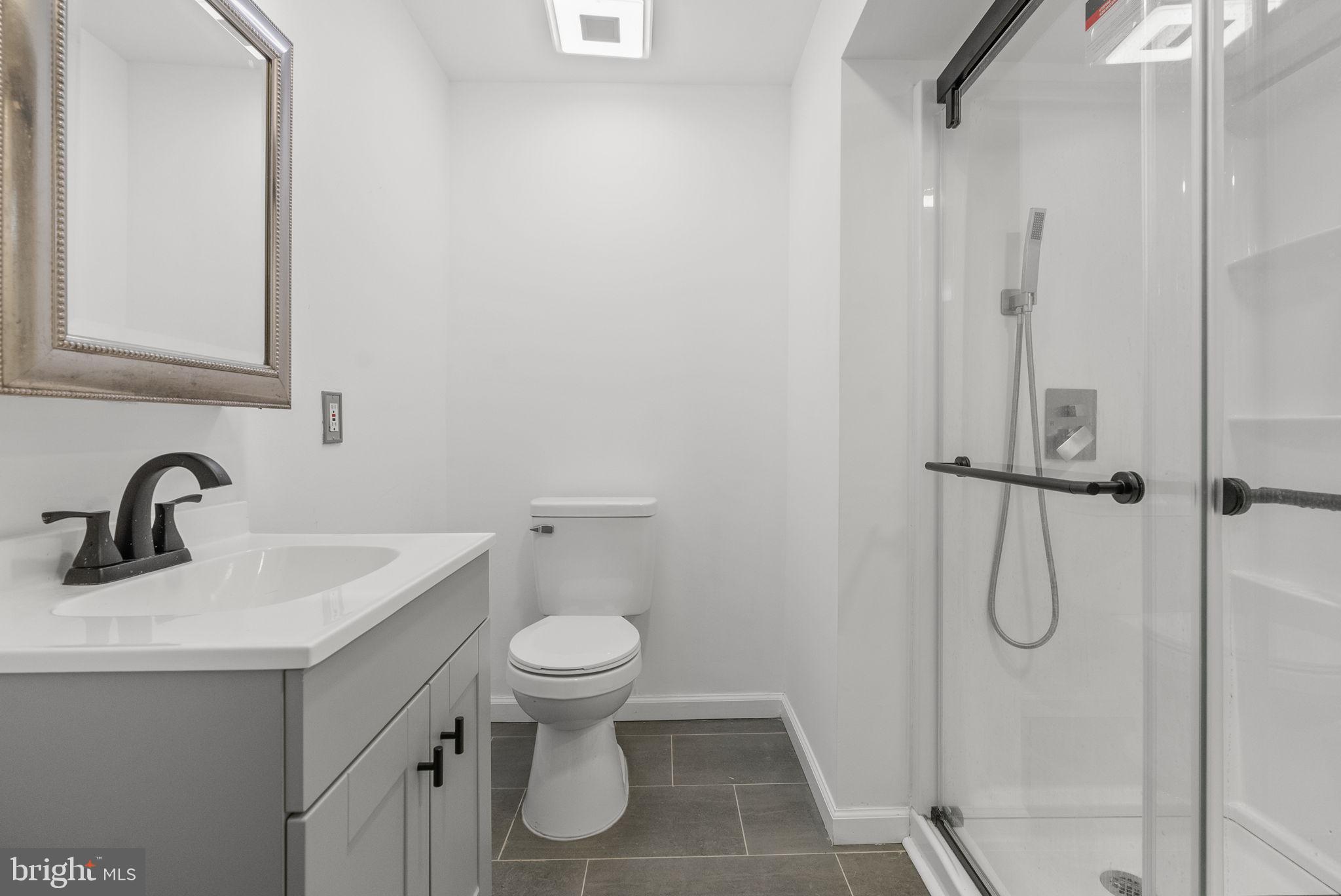 LAKE PINE - Residential