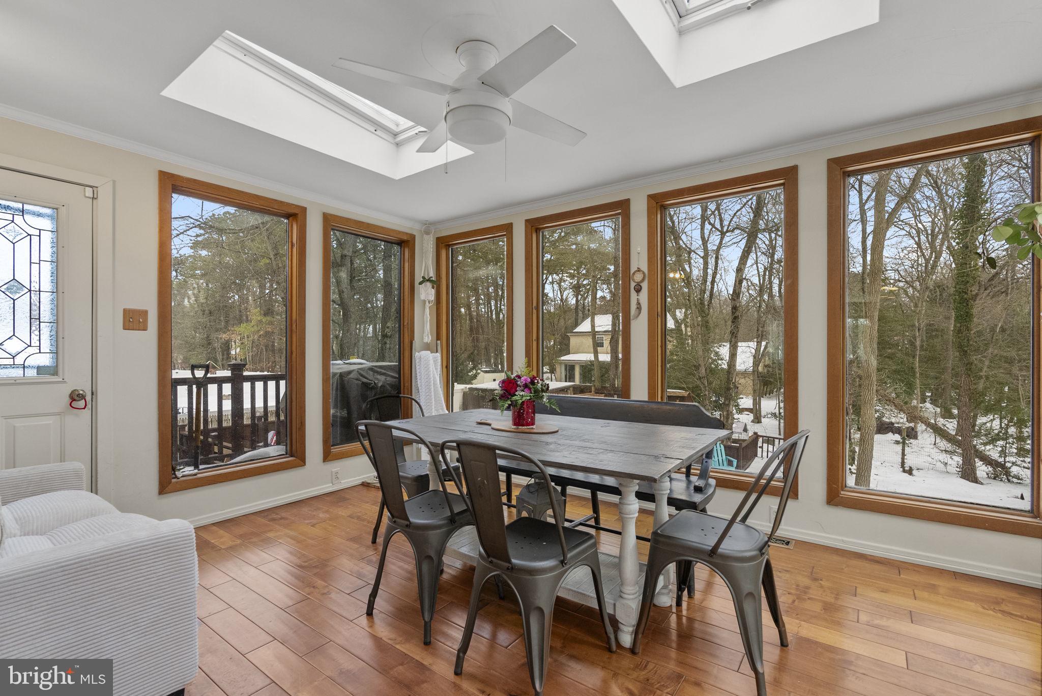 LAKE PINE - Residential