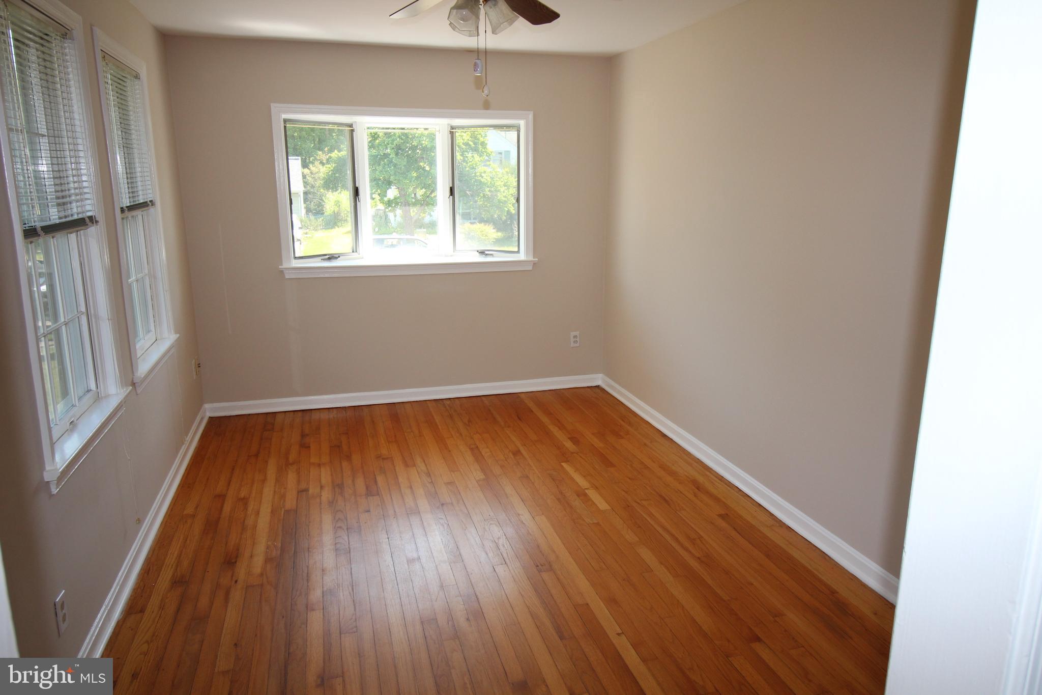 BUCKNELL MANOR - Residential