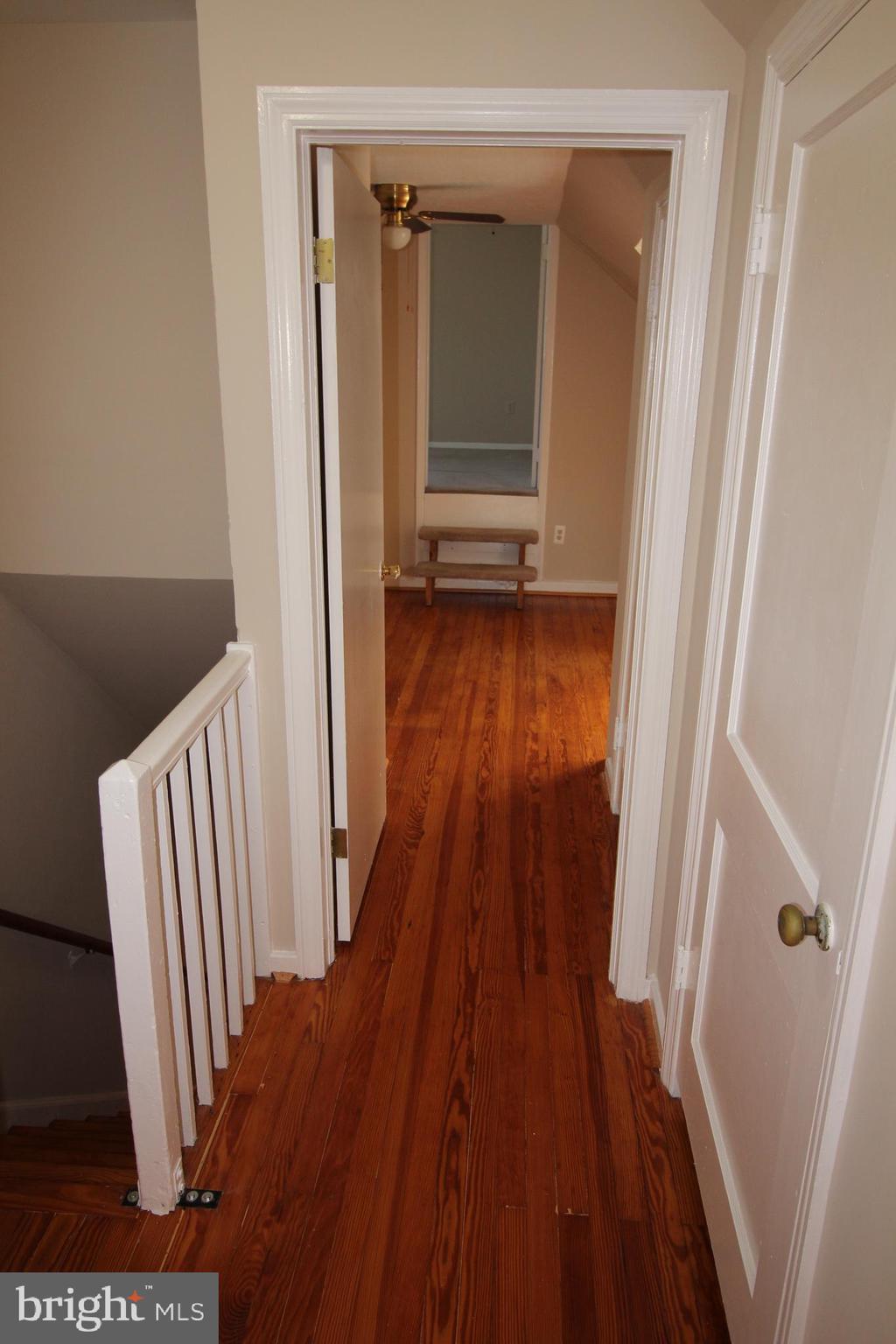 BUCKNELL MANOR - Residential