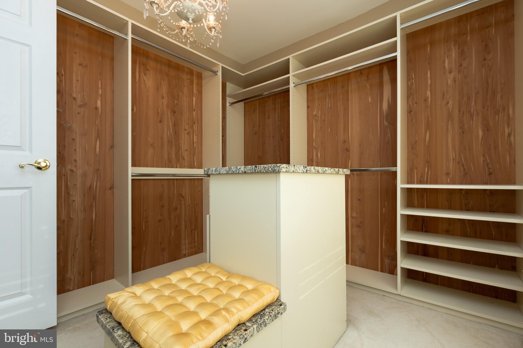 CLARKSVILLE HUNT - Residential