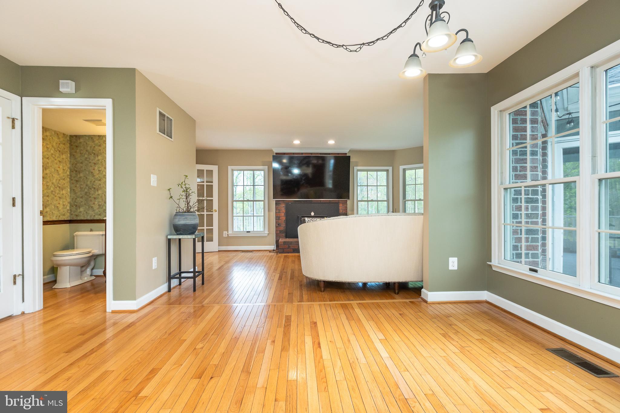 CLARKSVILLE HUNT - Residential