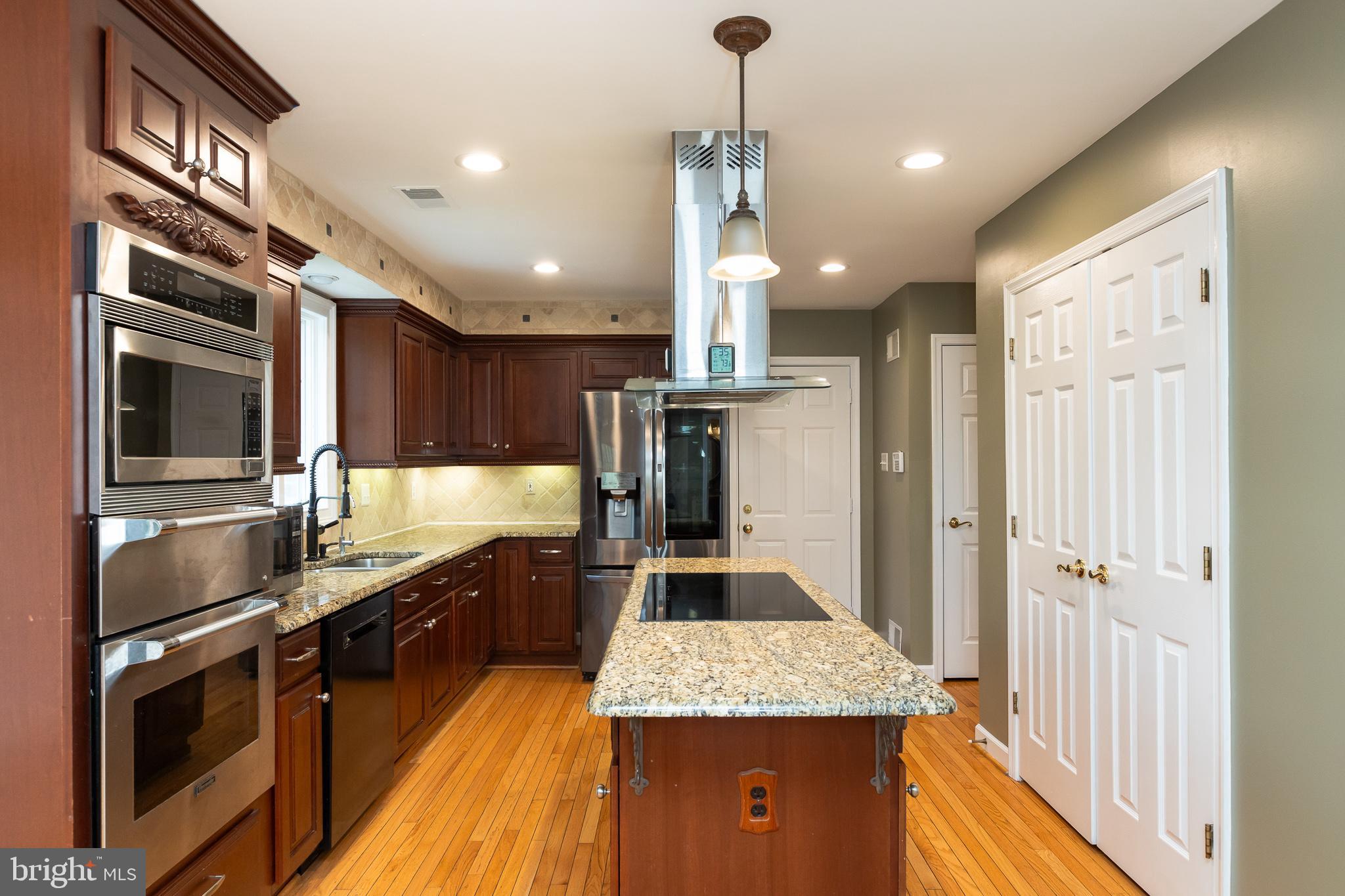 CLARKSVILLE HUNT - Residential