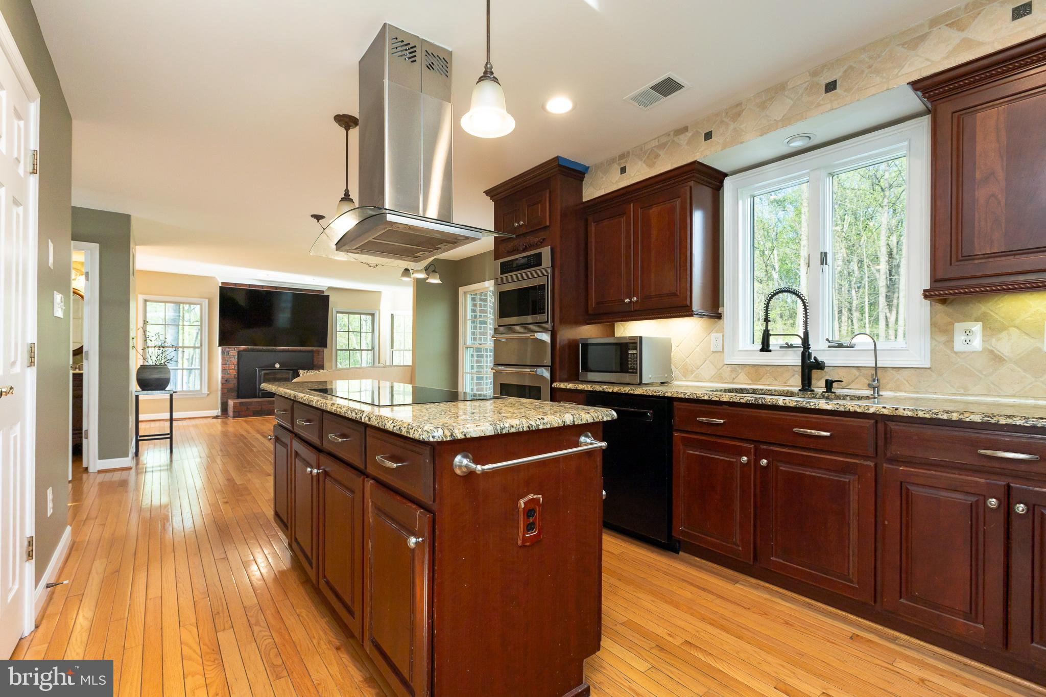 CLARKSVILLE HUNT - Residential