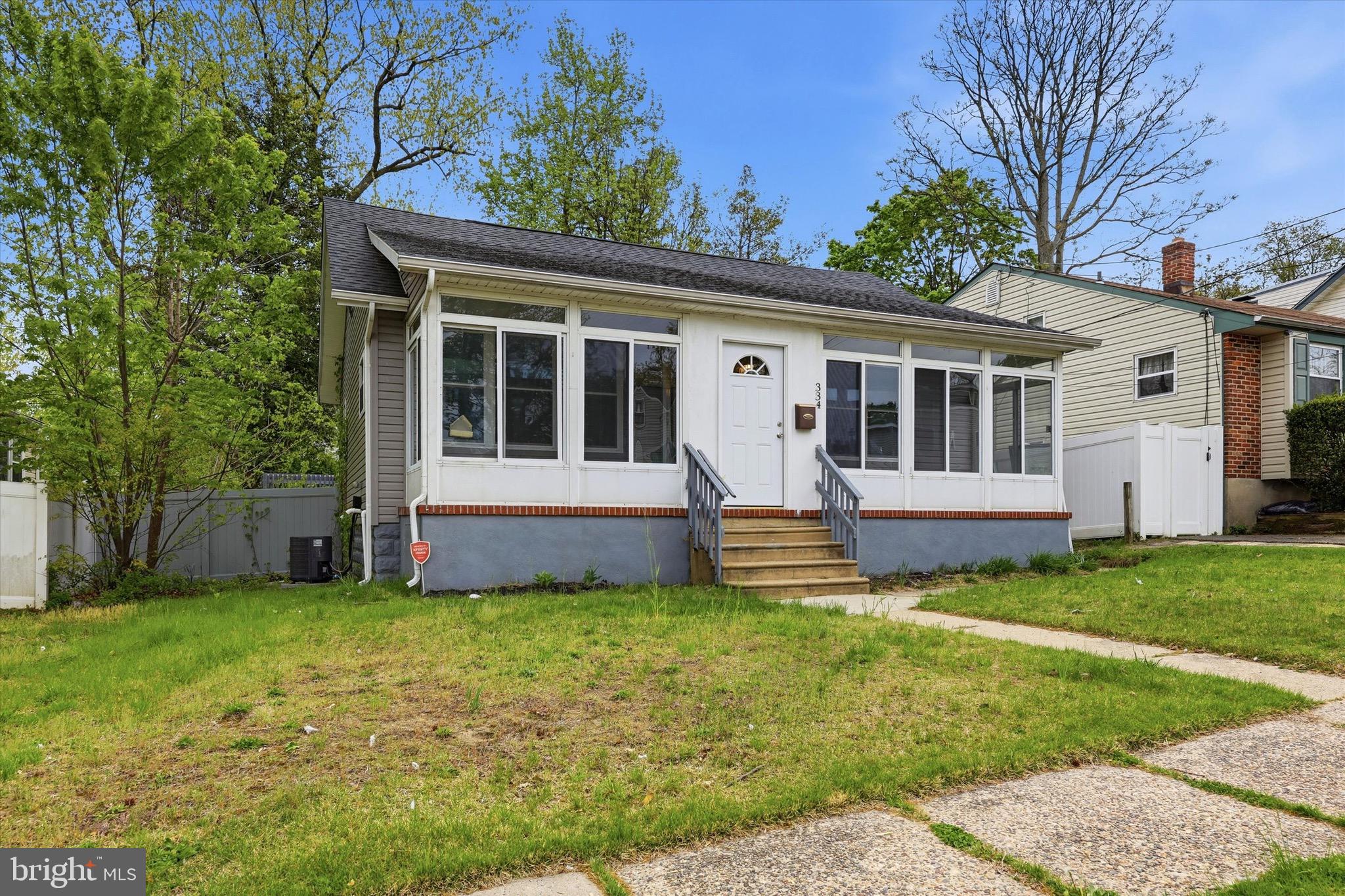 334 N OAKLAND AVENUE
