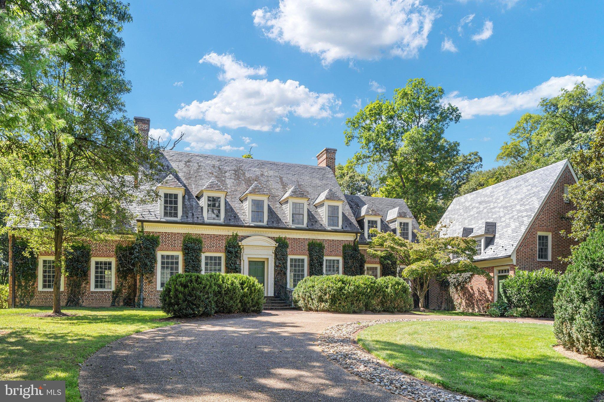 261 MERRIFIELD LANE