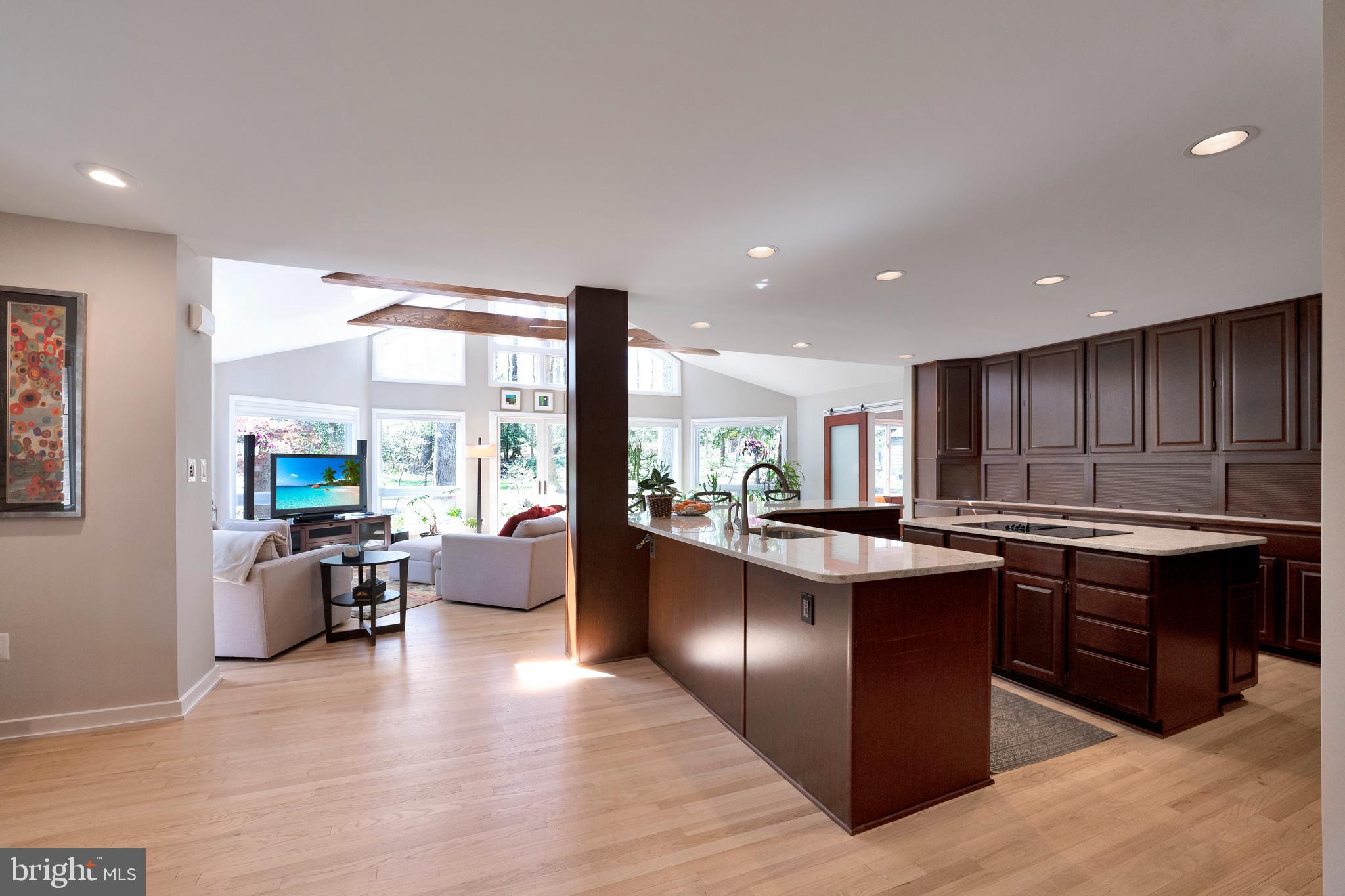 CARMEL IN THE WOODS - Residential