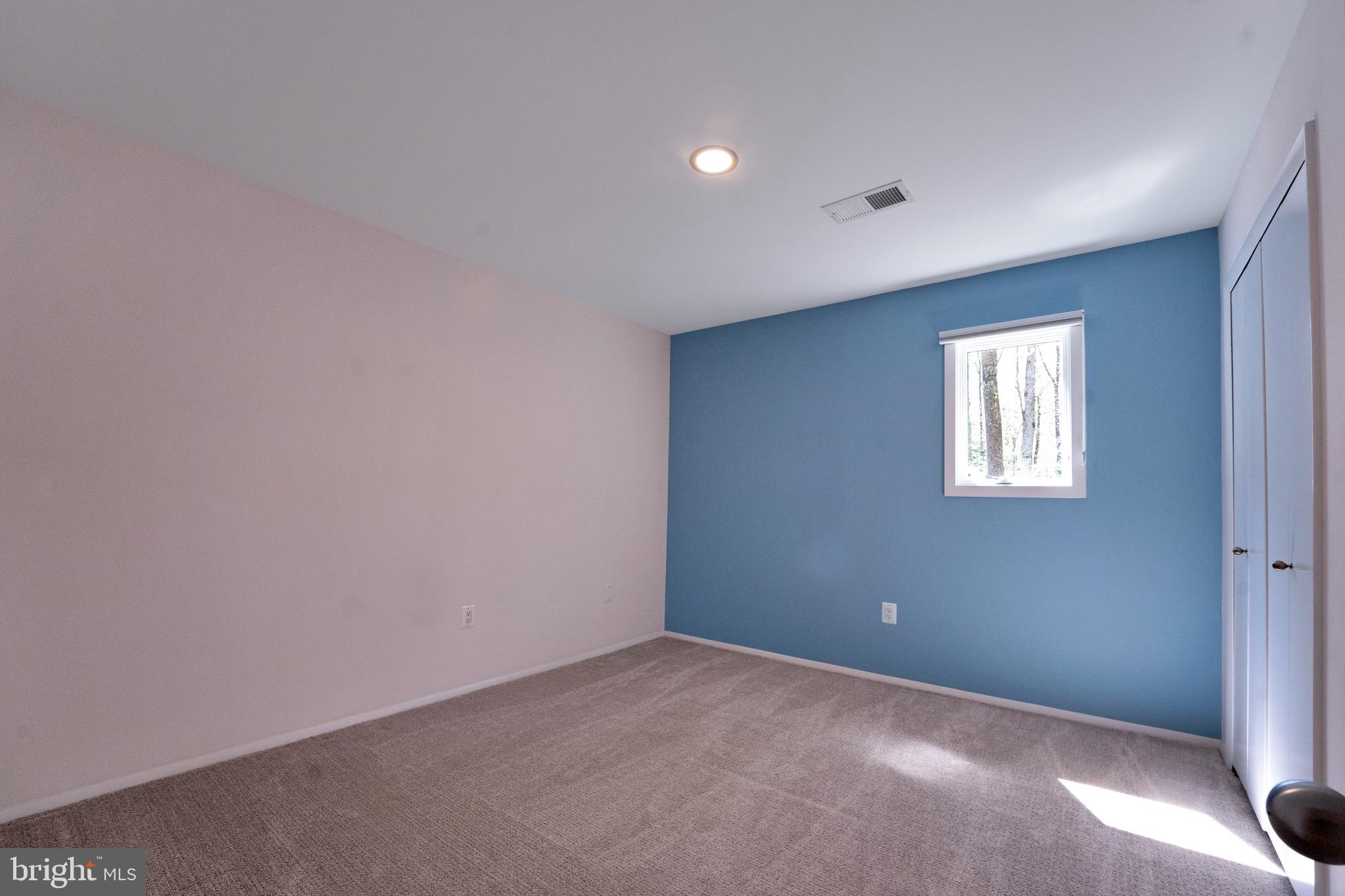 CARMEL IN THE WOODS - Residential